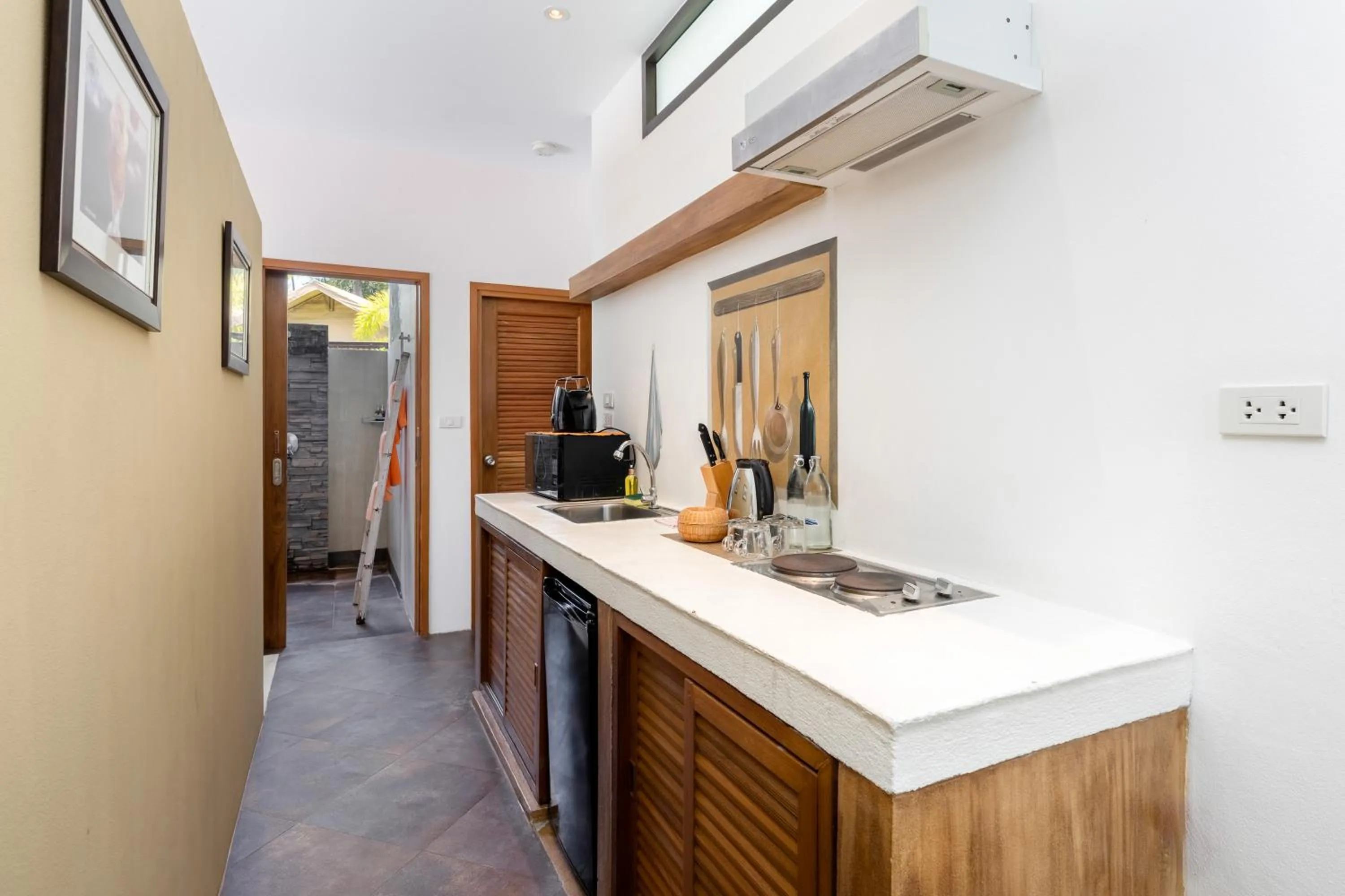 Kitchen or kitchenette in Khwan Beach Resort - Luxury Glamping and Pool Villas Samui - Adults Only - SHA Extra Plus