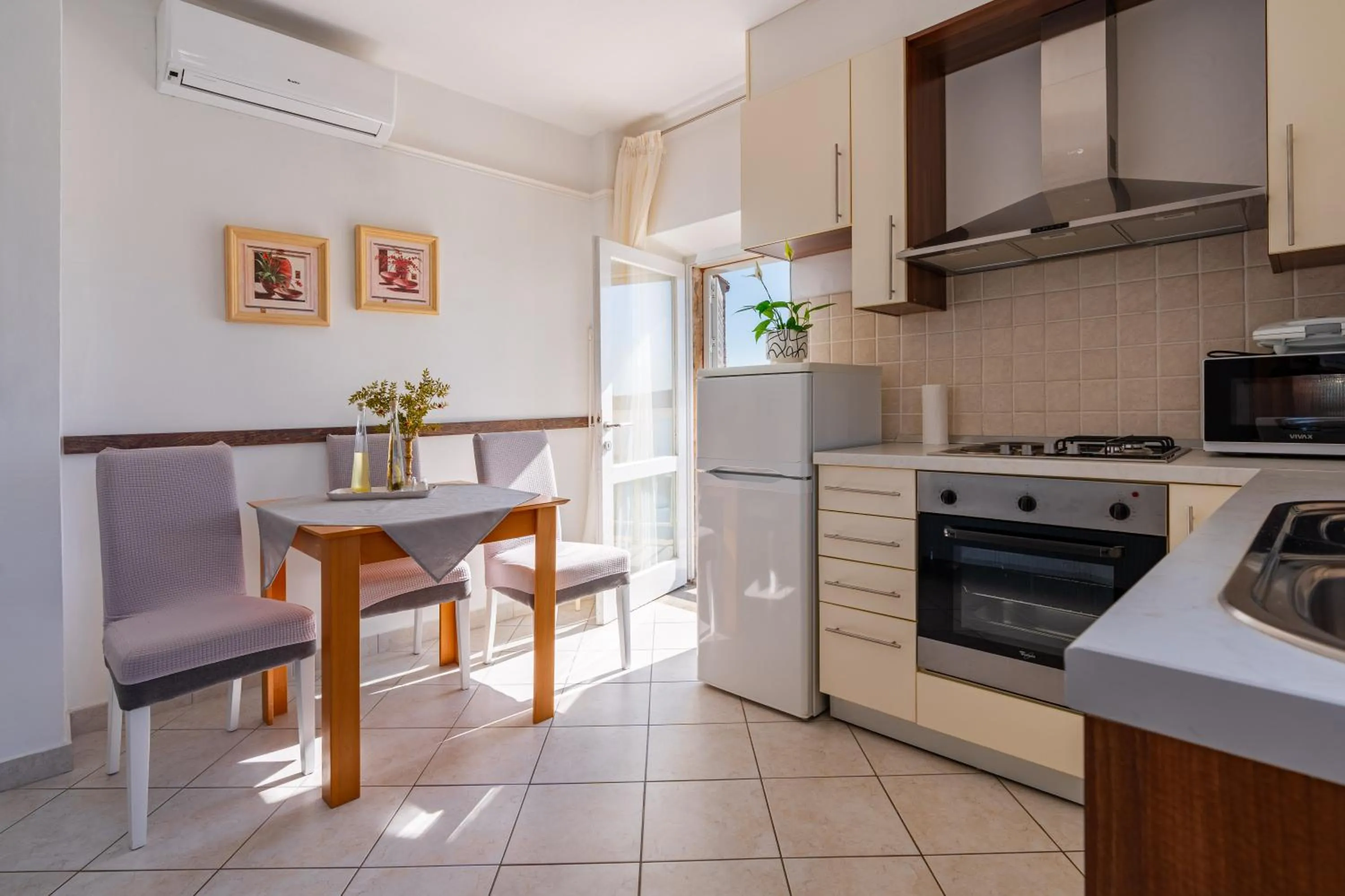 Apartments Luka, Punta Jurana