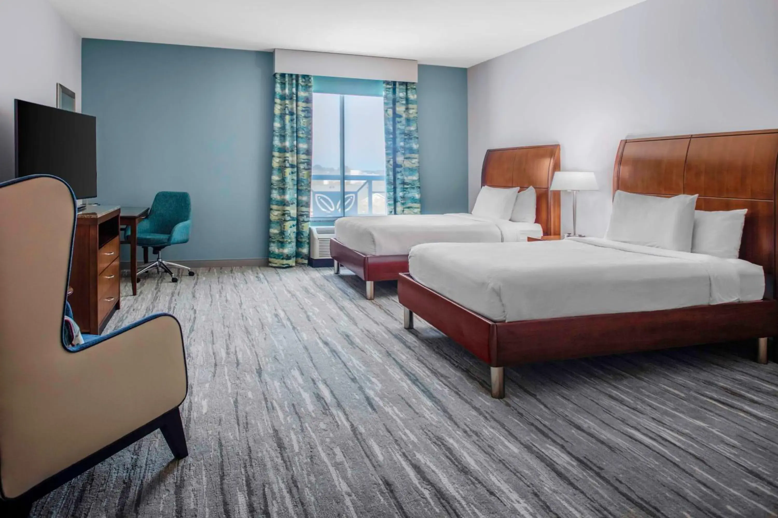 Bedroom, Bed in Hilton Garden Inn Charleston / Mt. Pleasant Bedroom, Bed in Hilton Garden Inn Charleston / Mt. Pleasant