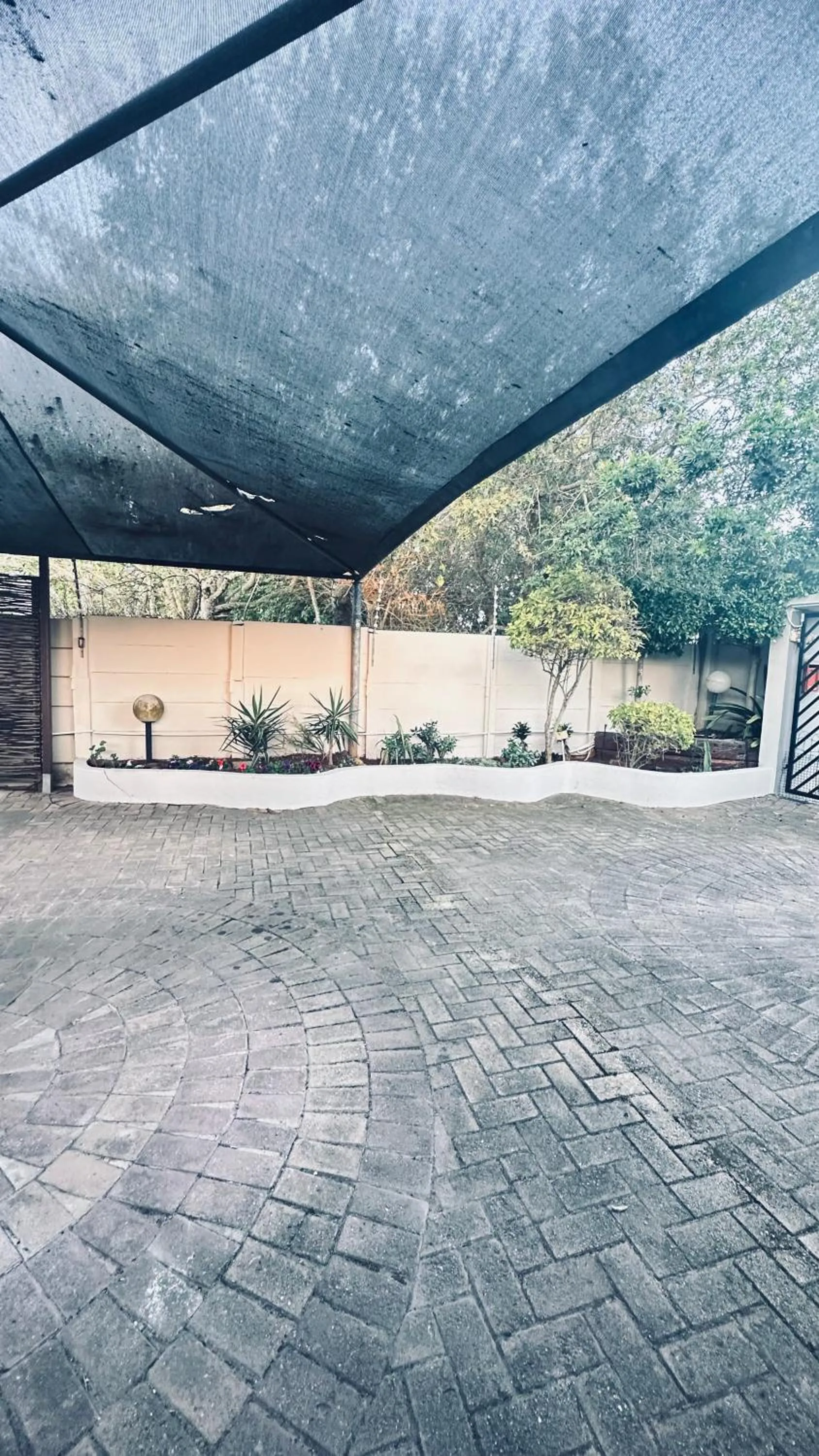 Garden in House of TallySesh