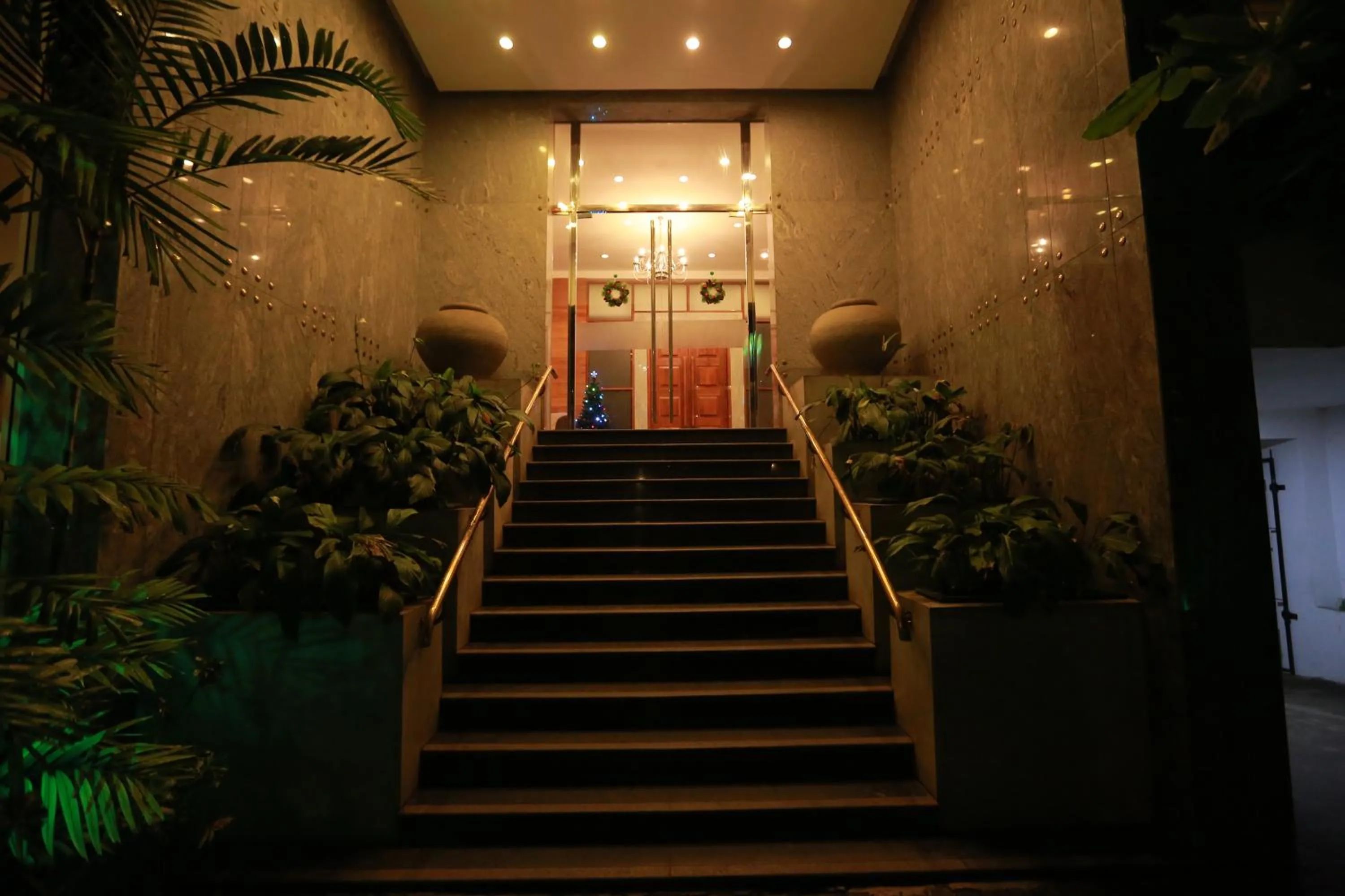 Facade/entrance in Refresh Hotel Hikkaduwa
