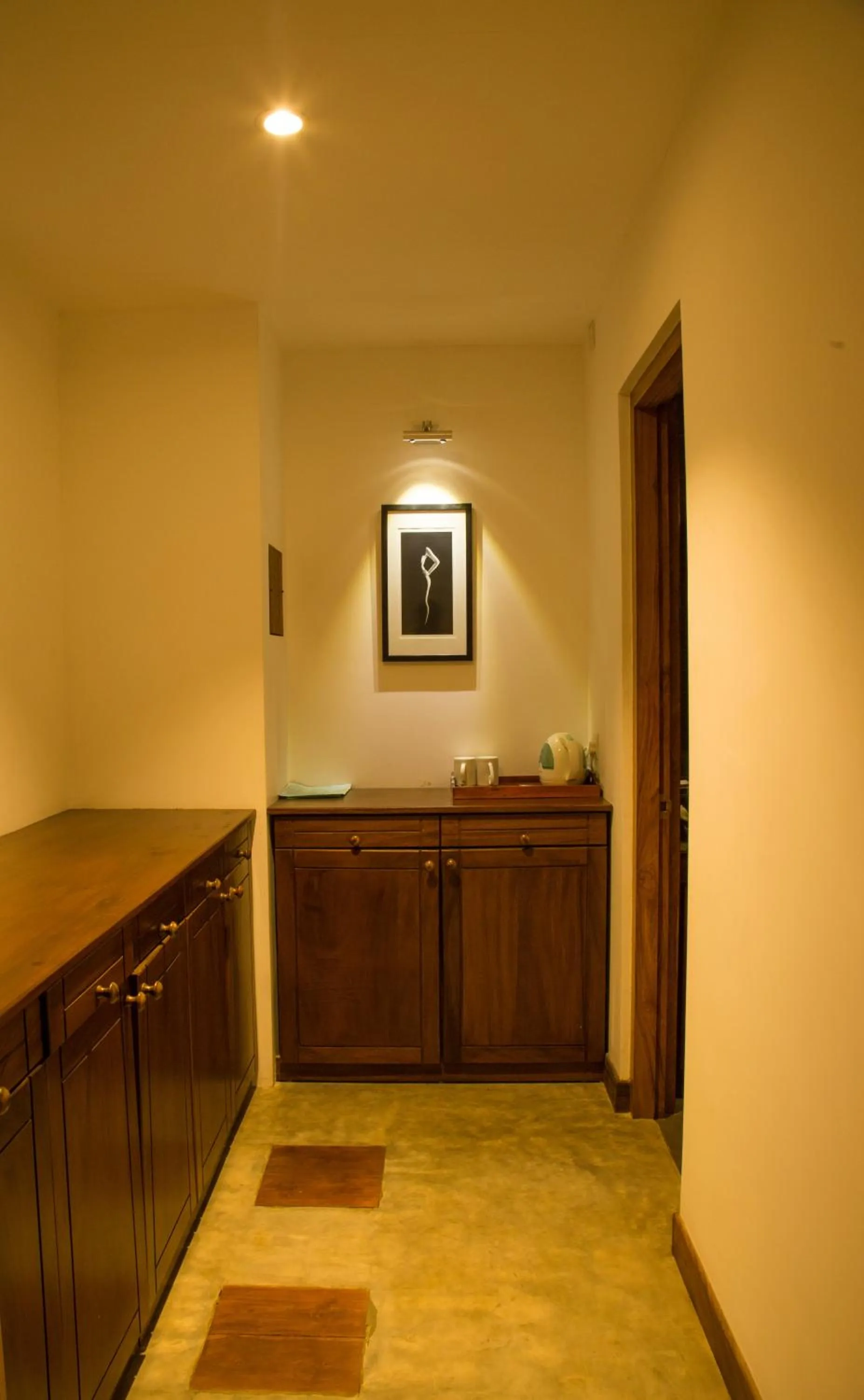 Coffee/tea facilities in Refresh Hotel Hikkaduwa