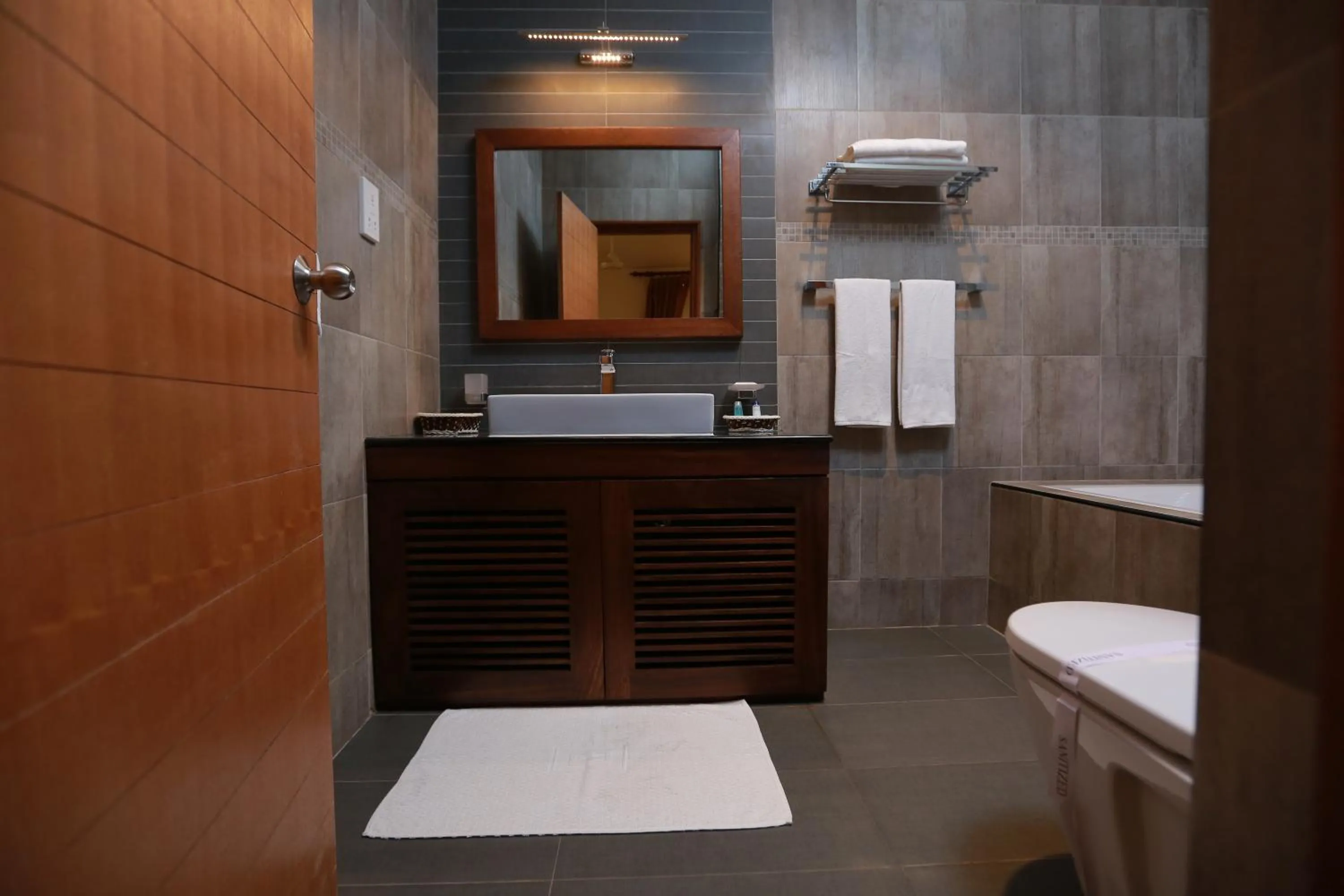 Bathroom in Refresh Hotel Hikkaduwa