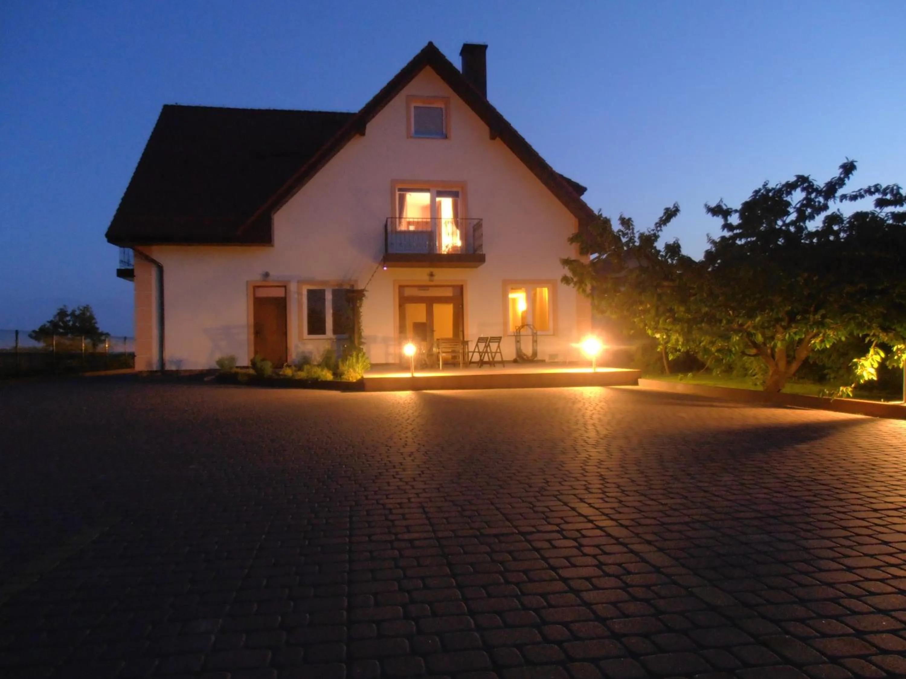 View (from property/room) in Artemis