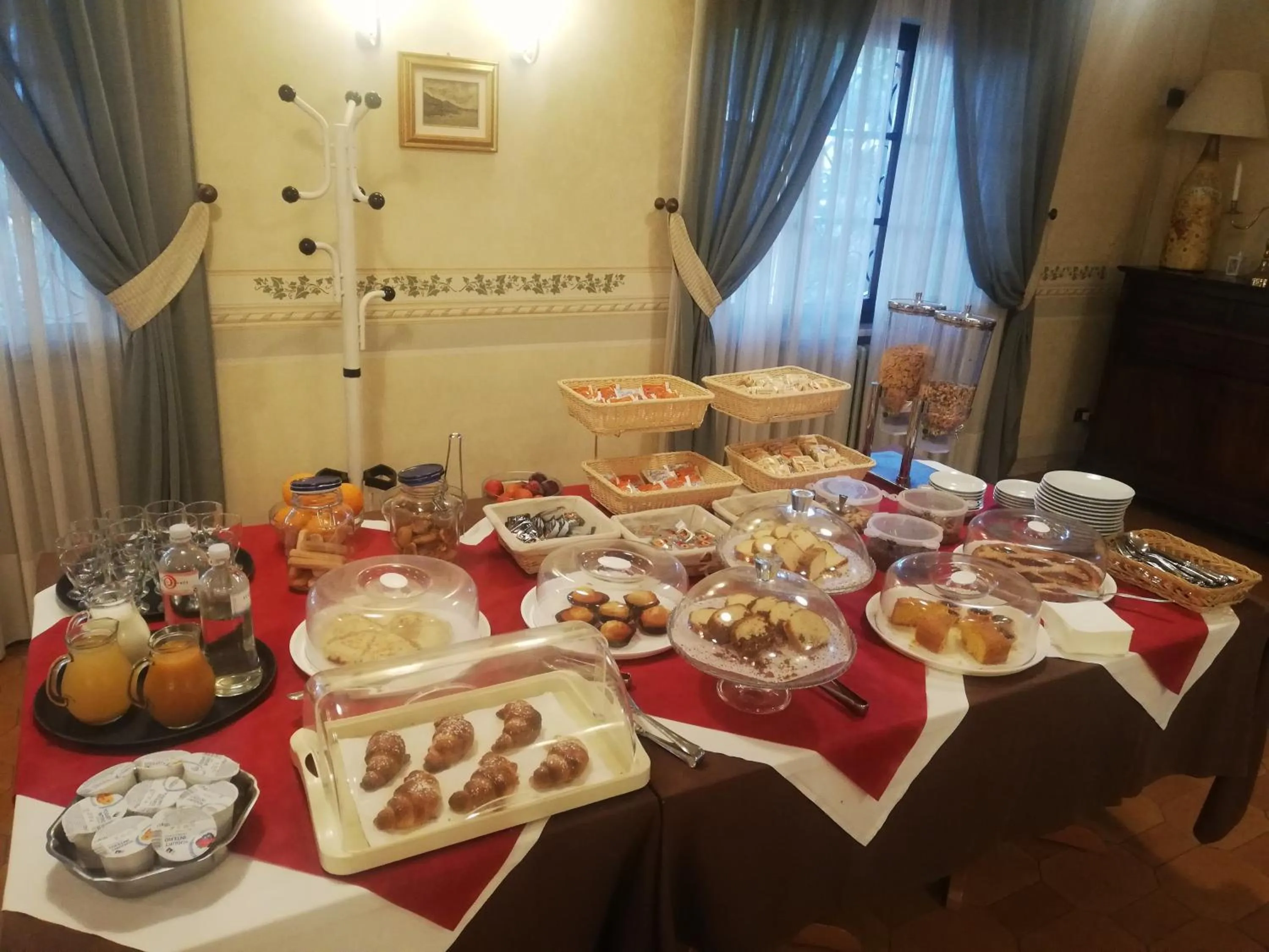 Breakfast in Ristorante Albergo San Michele