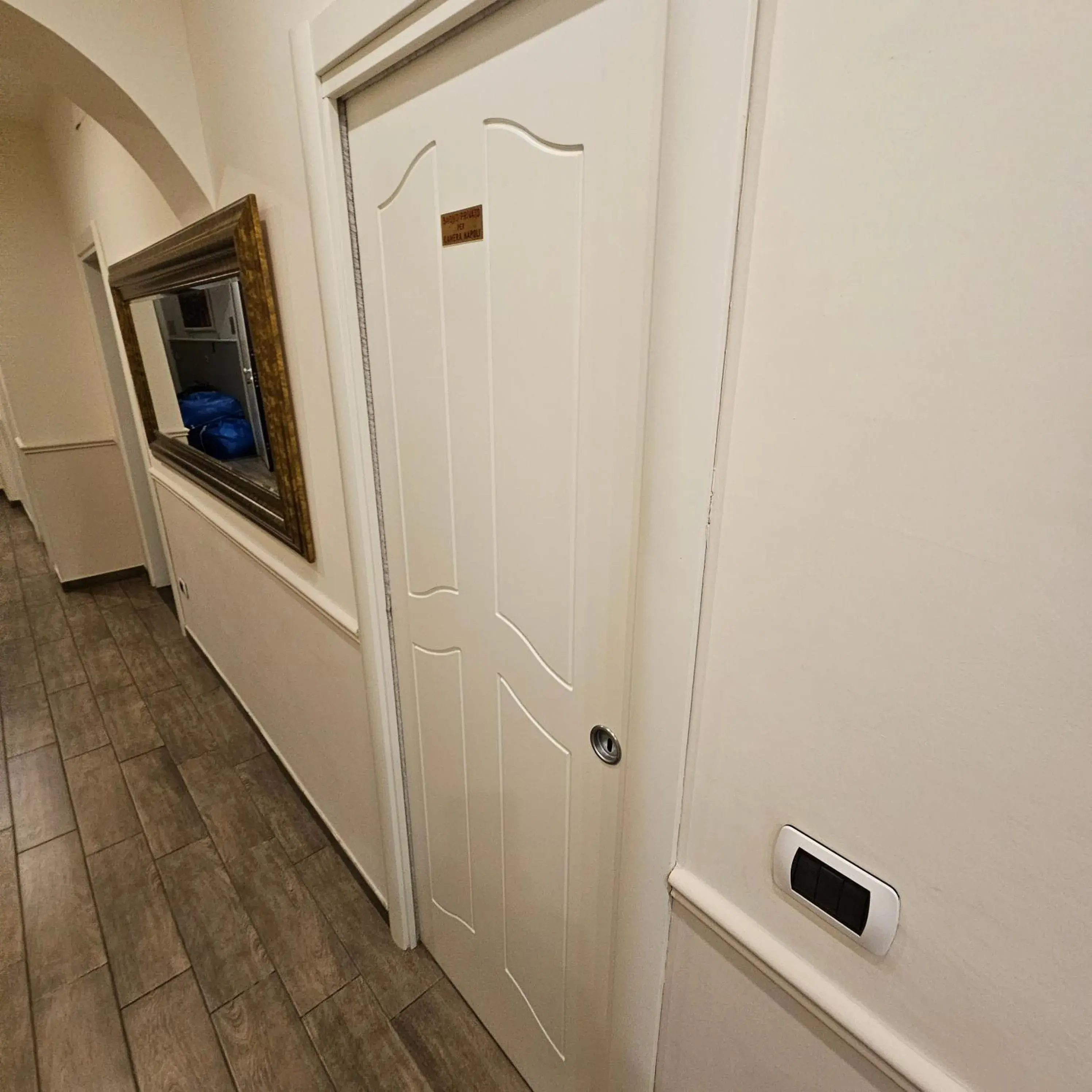Single Room with Private External Bathroom in Locanda di Mosconi Single Room with Private External Bathroom in Locanda di Mosconi