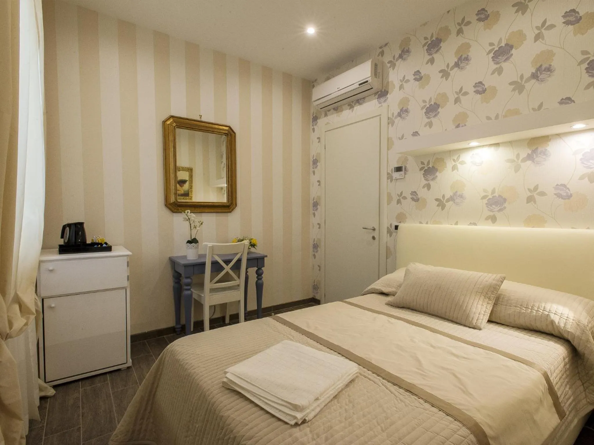 Photo of the whole room, Bed in Locanda di Mosconi