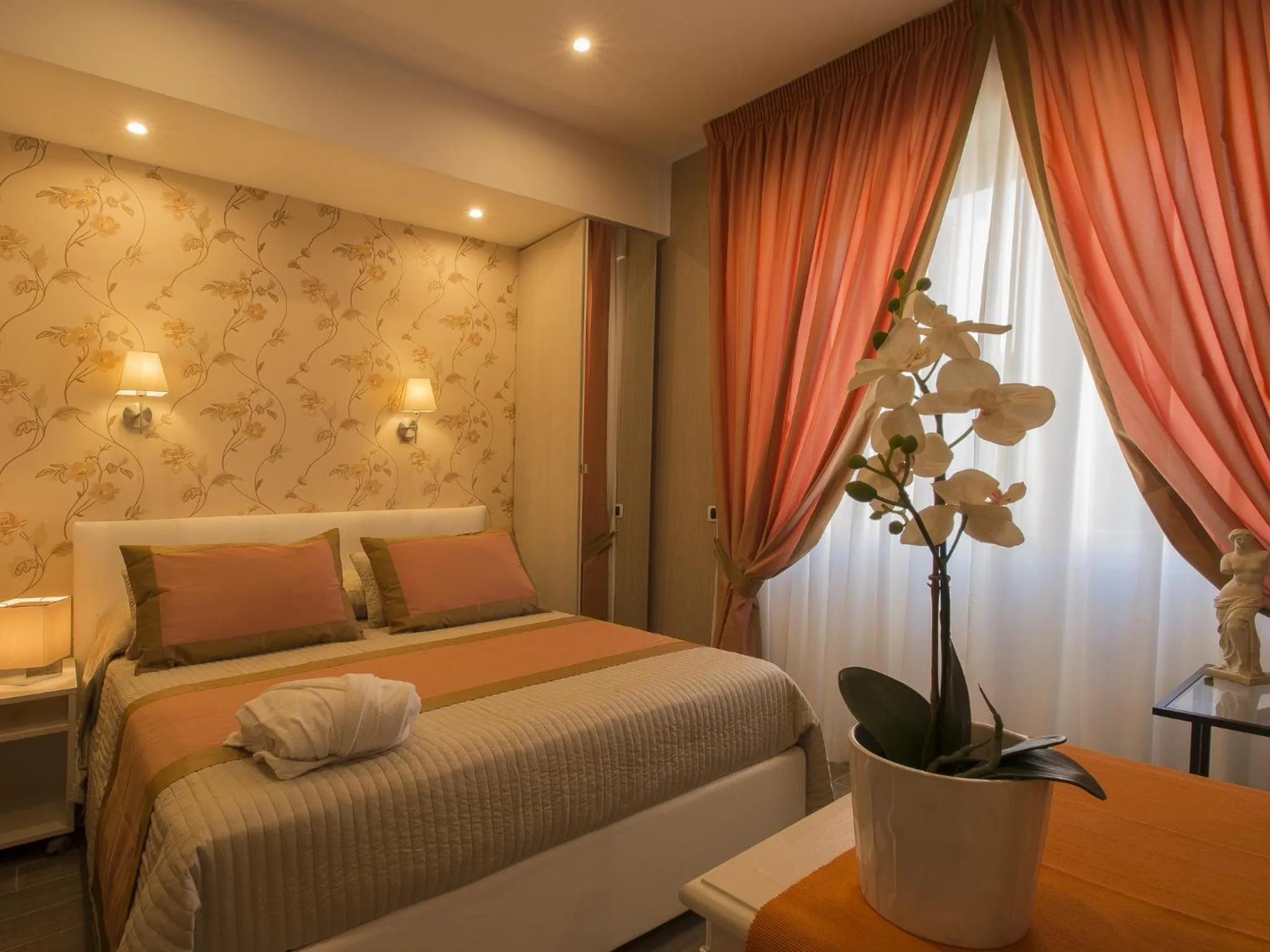 Decorative detail, Bed in Locanda di Mosconi