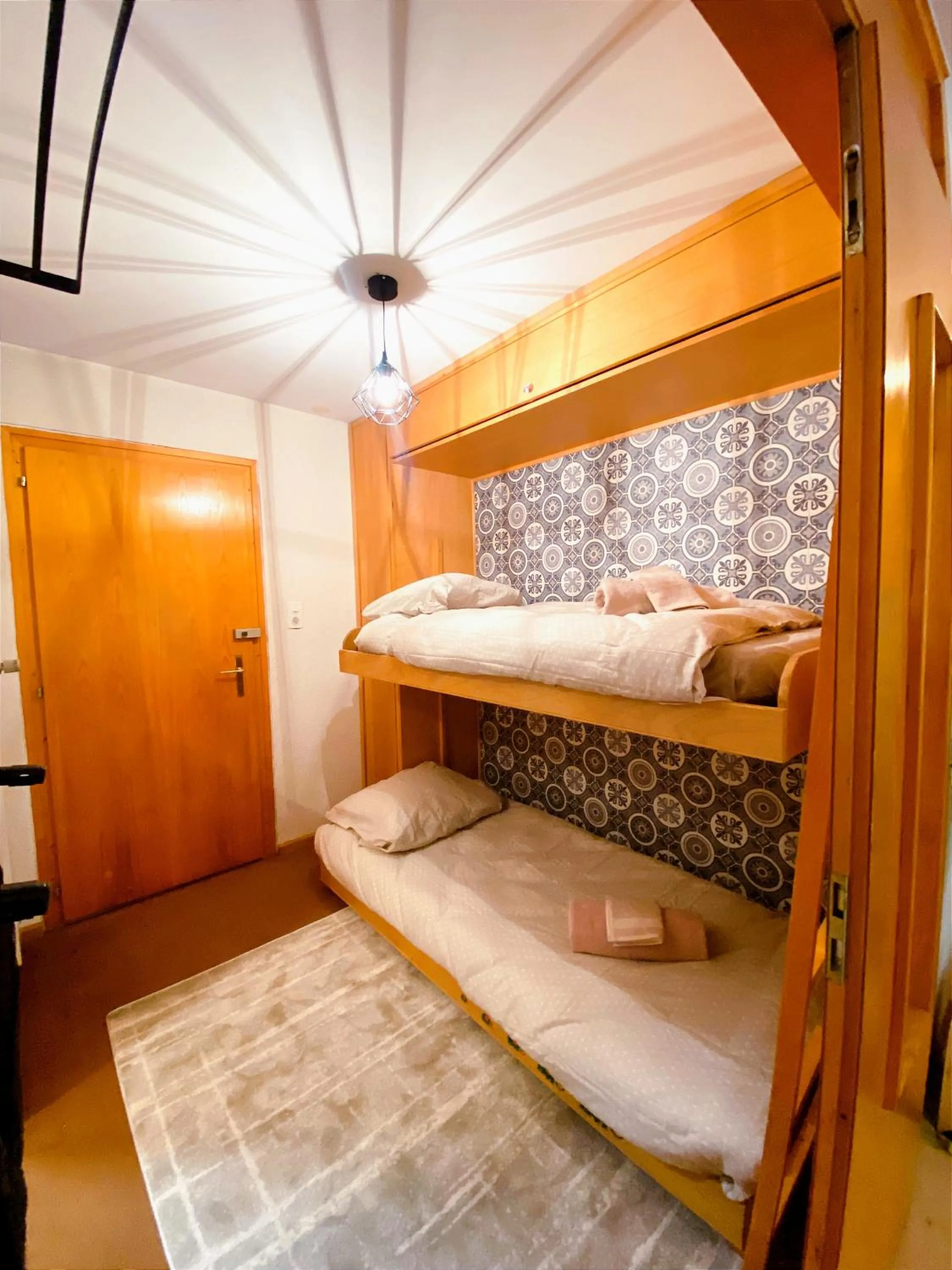 Bed in Appartement central Free Parking