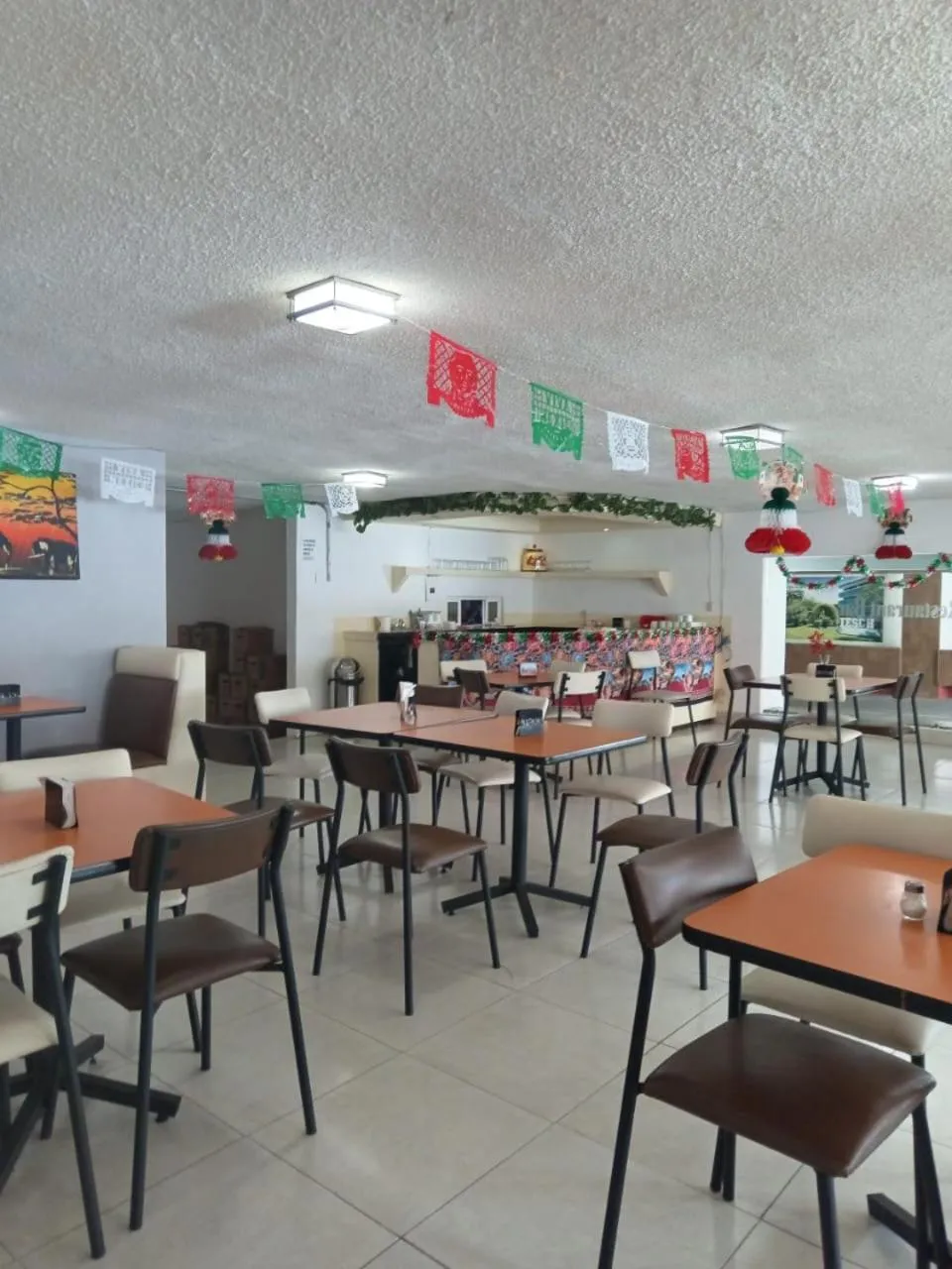 Restaurant/places to eat in Hotel Narváez Dorado Centro de Convenciones