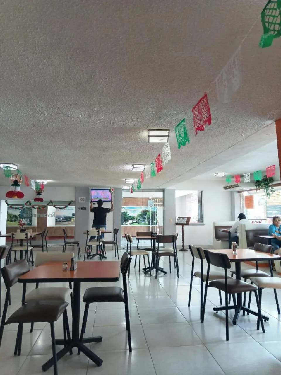 Restaurant/places to eat in Hotel Narváez Dorado Centro de Convenciones