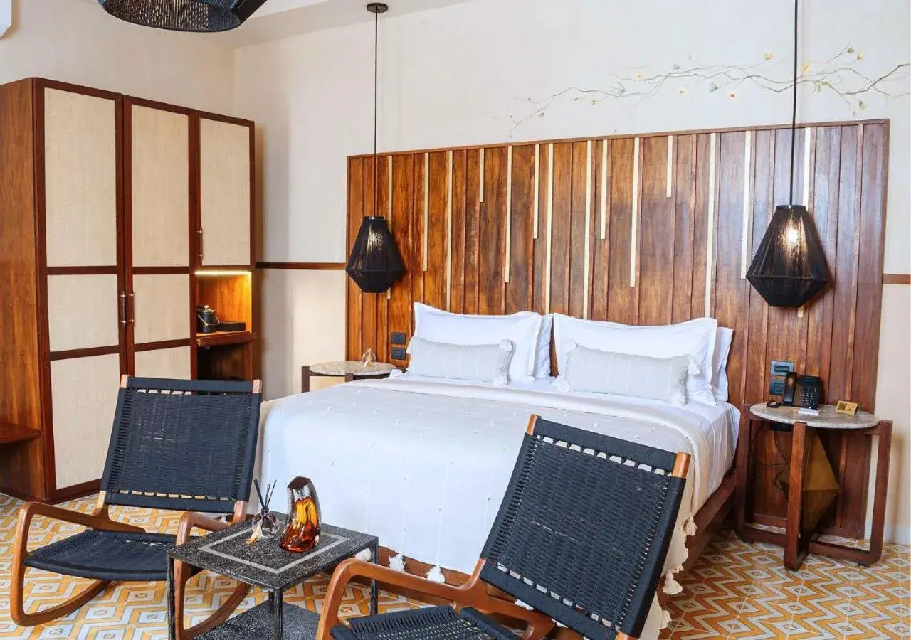 Bedroom, Bed in Adoro Hotel Boutique Bedroom, Bed in Adoro Hotel Boutique