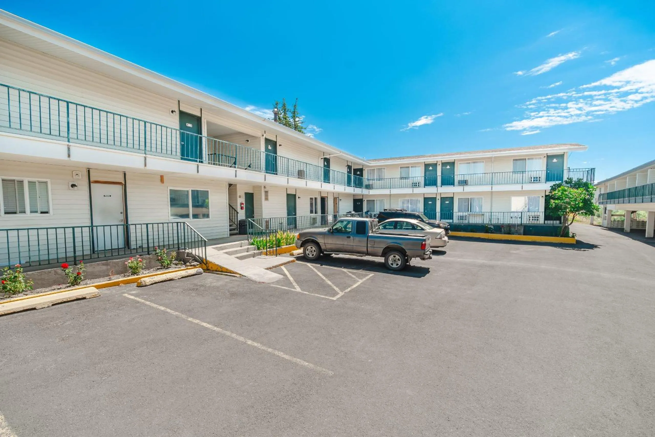 Pullman Garden Inn