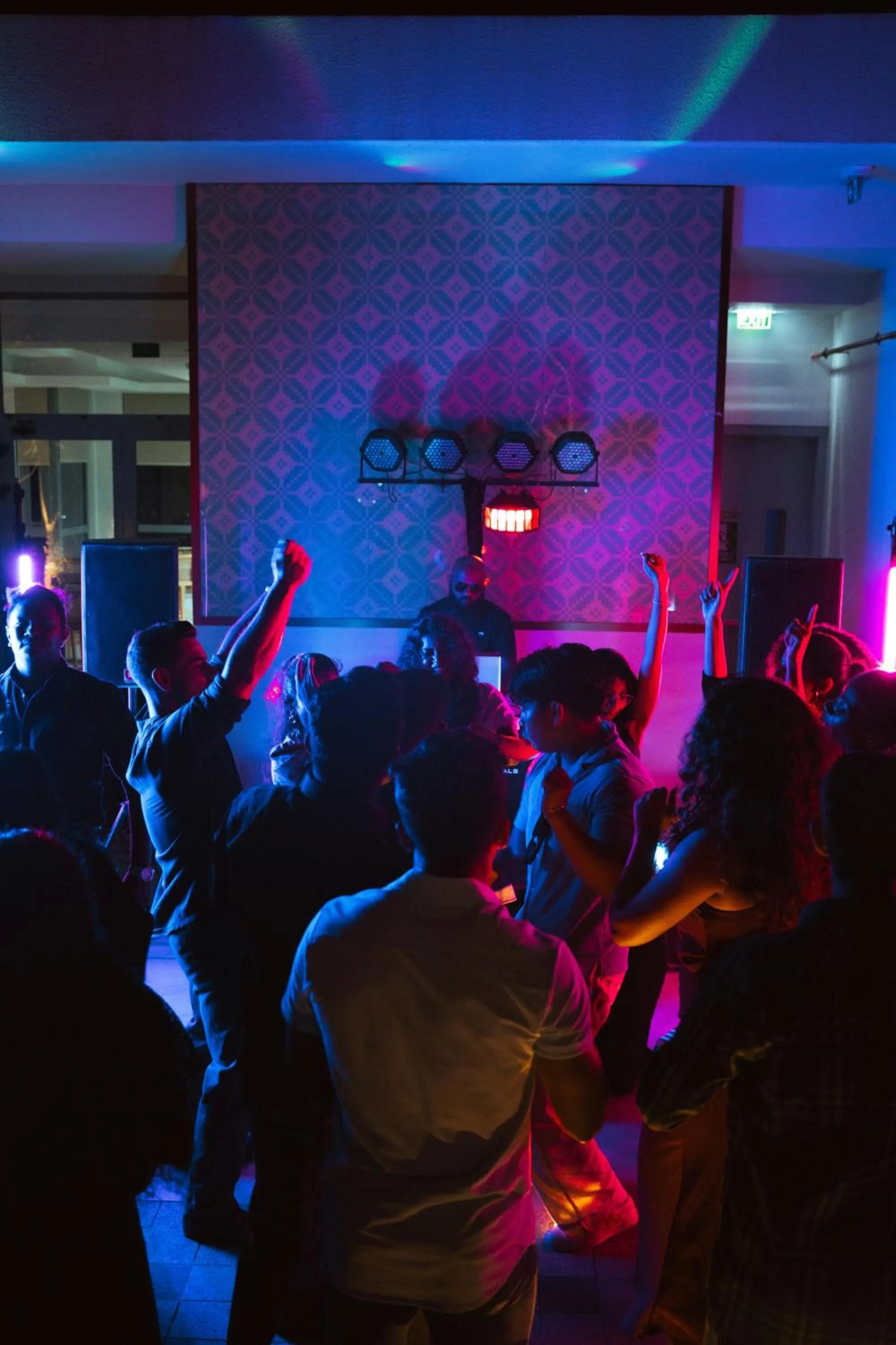 Evening entertainment in Kandy Myst by Cinnamon