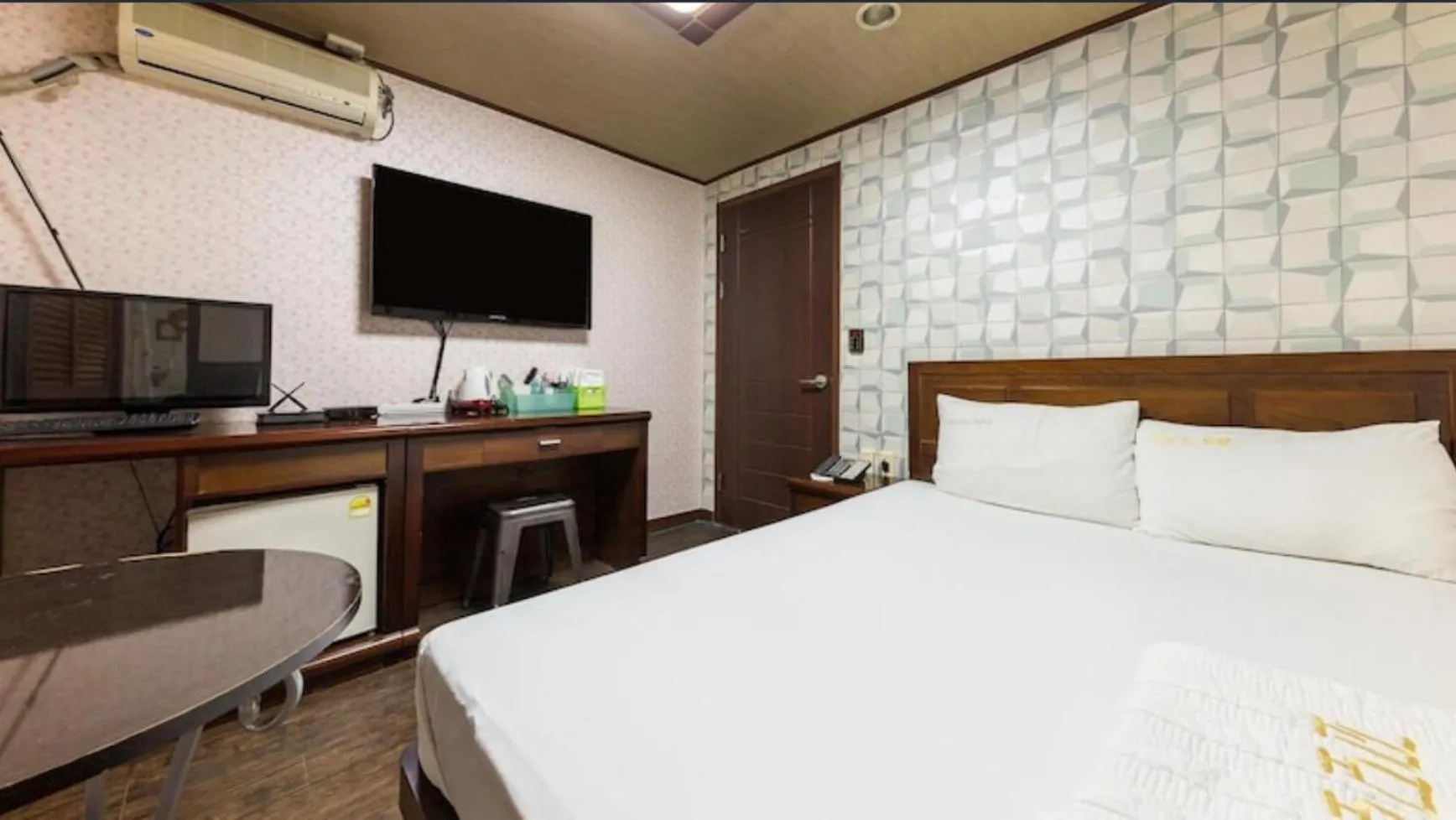 Bed in Cheonan Terminal Comodo