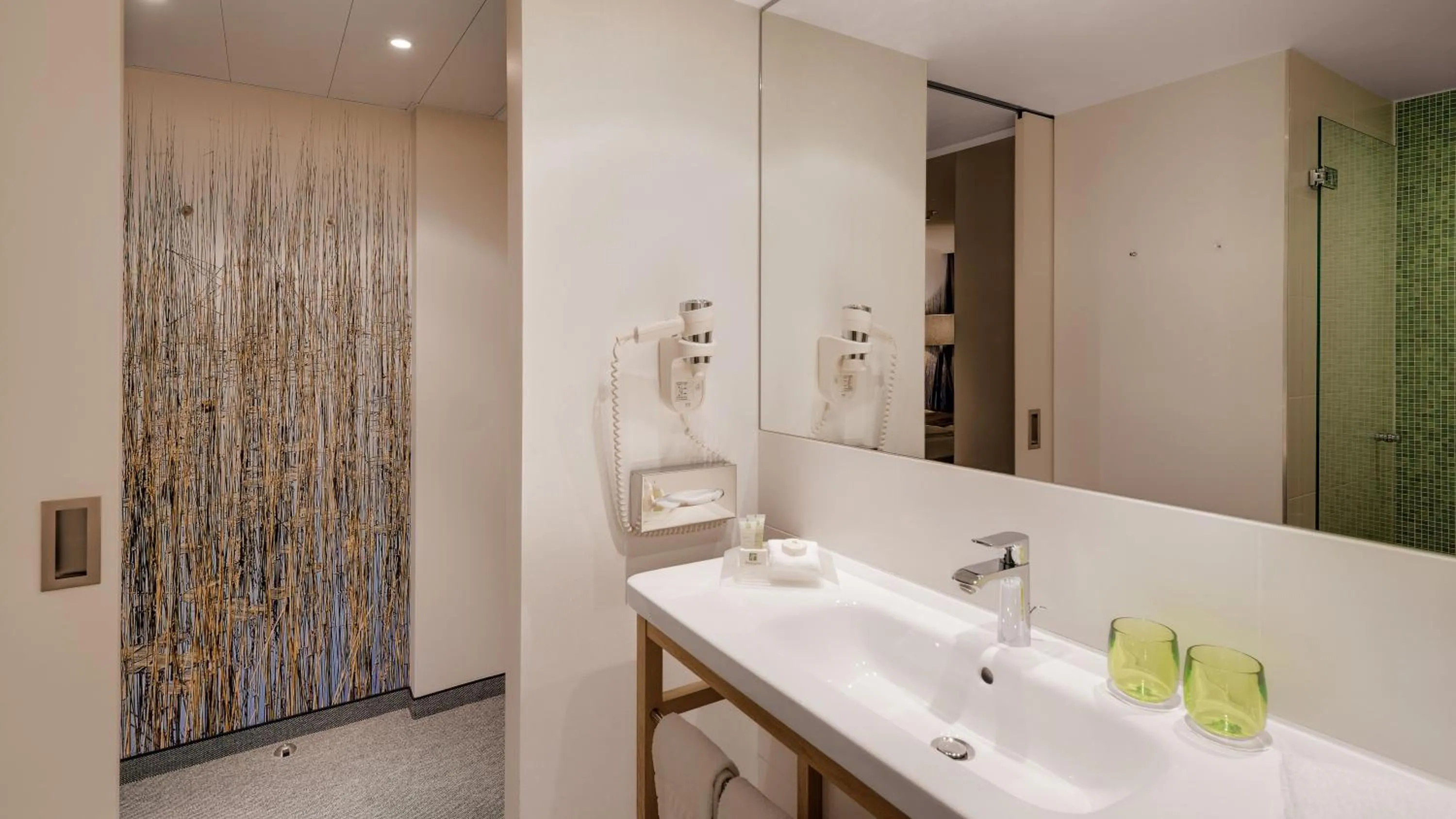 Bathroom in Holiday Inn Frankfurt - Alte Oper by IHG