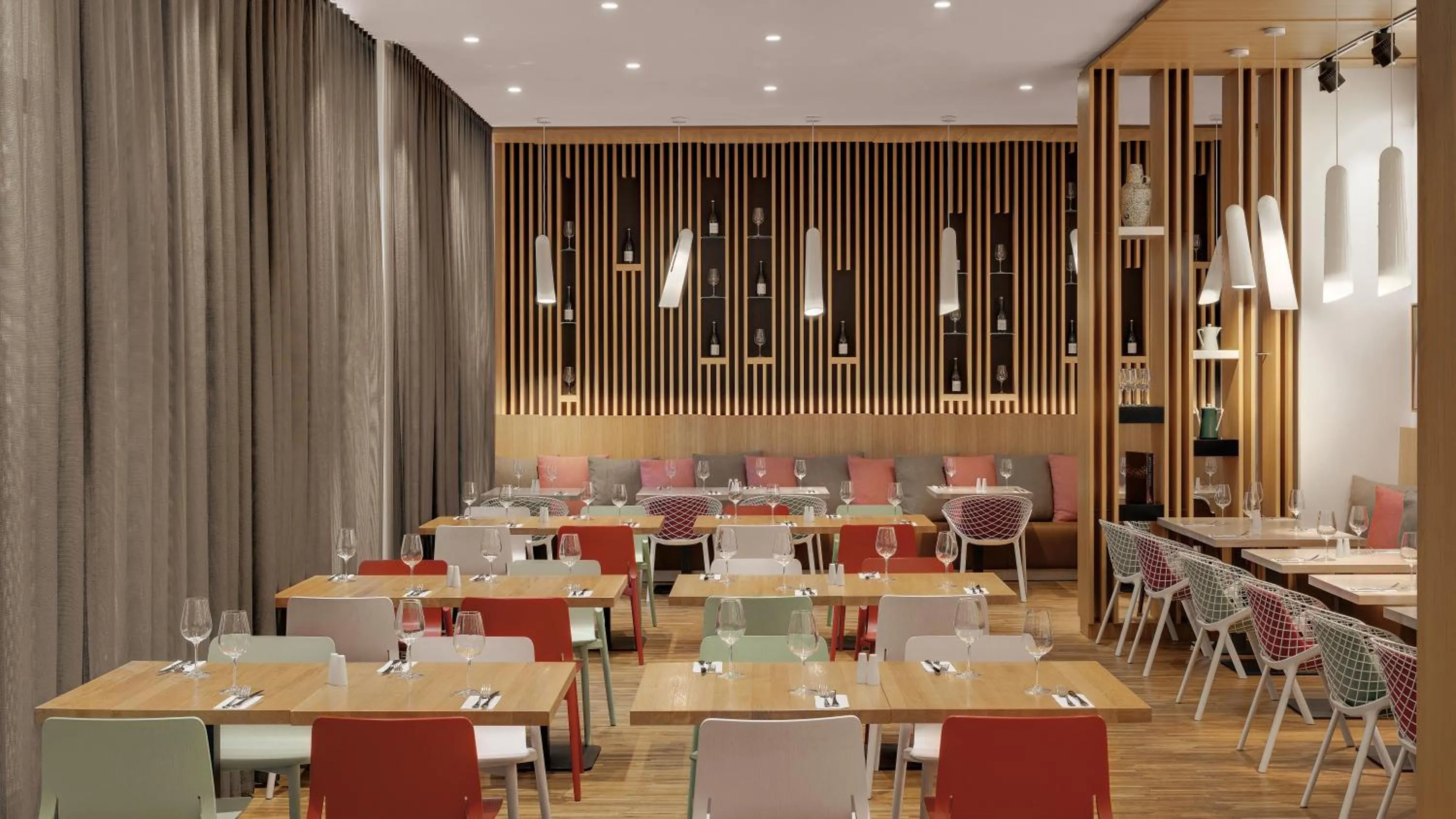 Restaurant/places to eat in Holiday Inn Frankfurt - Alte Oper by IHG