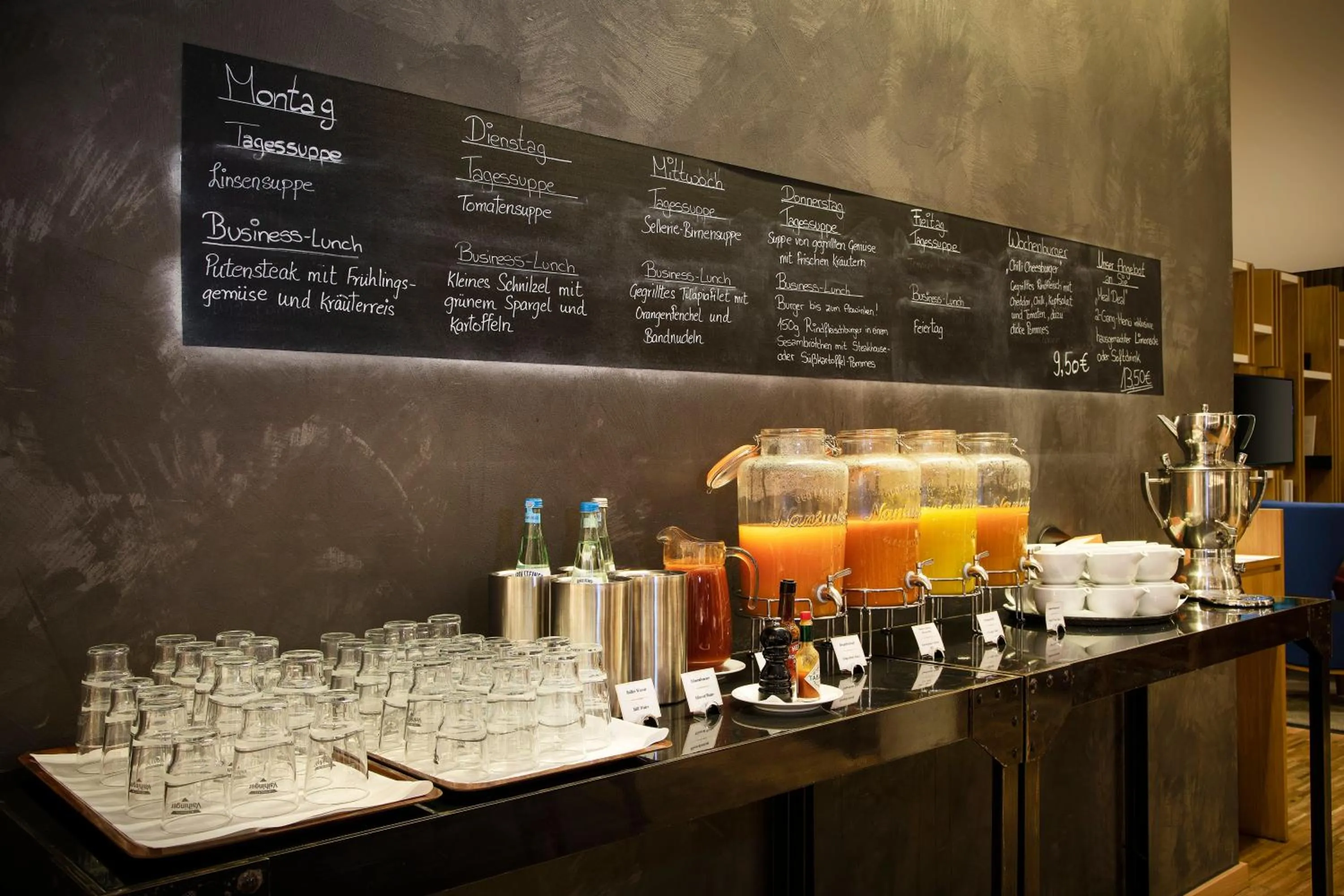 Breakfast in Holiday Inn Frankfurt - Alte Oper by IHG