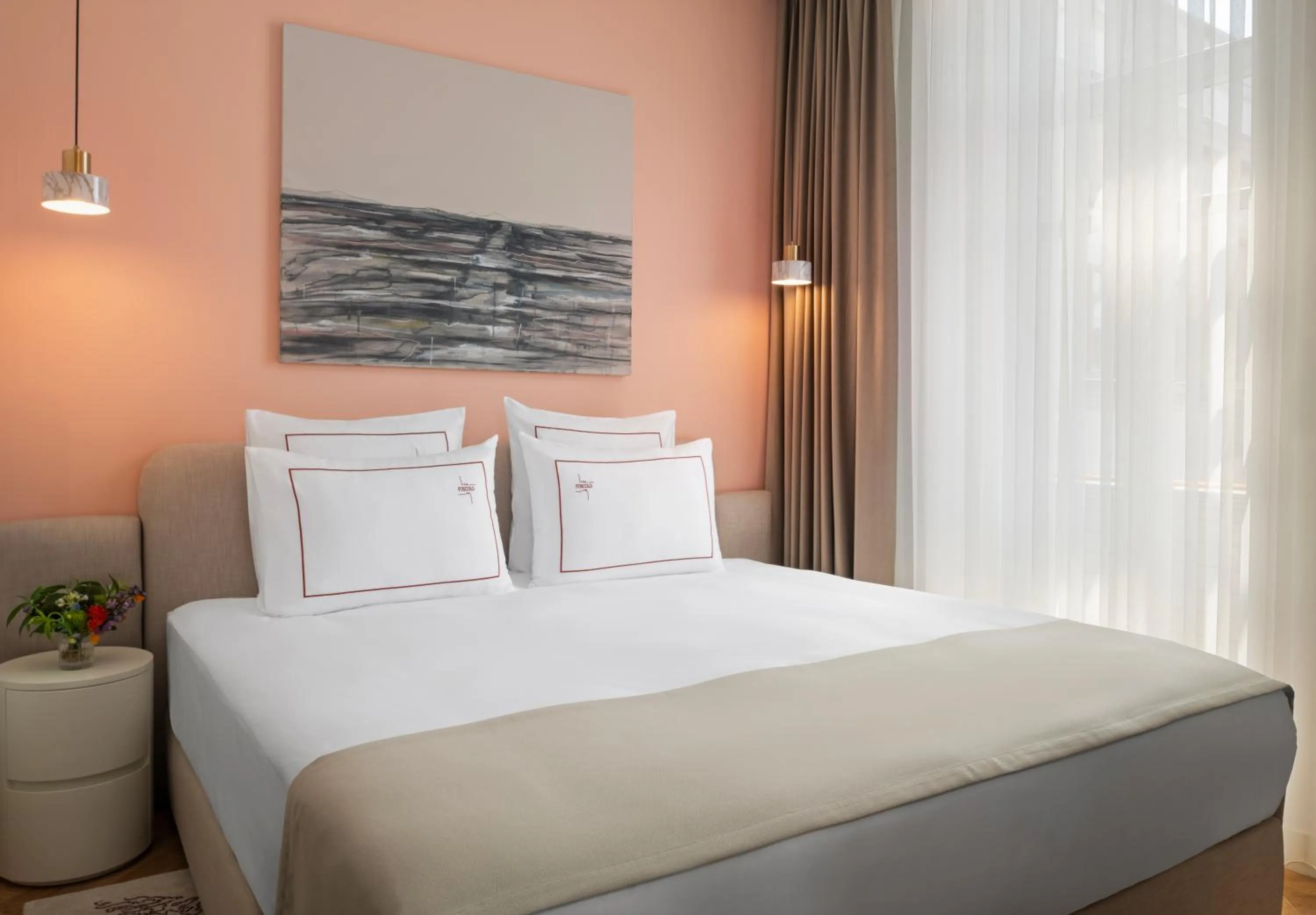 Bed in Casa Foscolo Hotel, Istanbul, a Member of Design Hotels