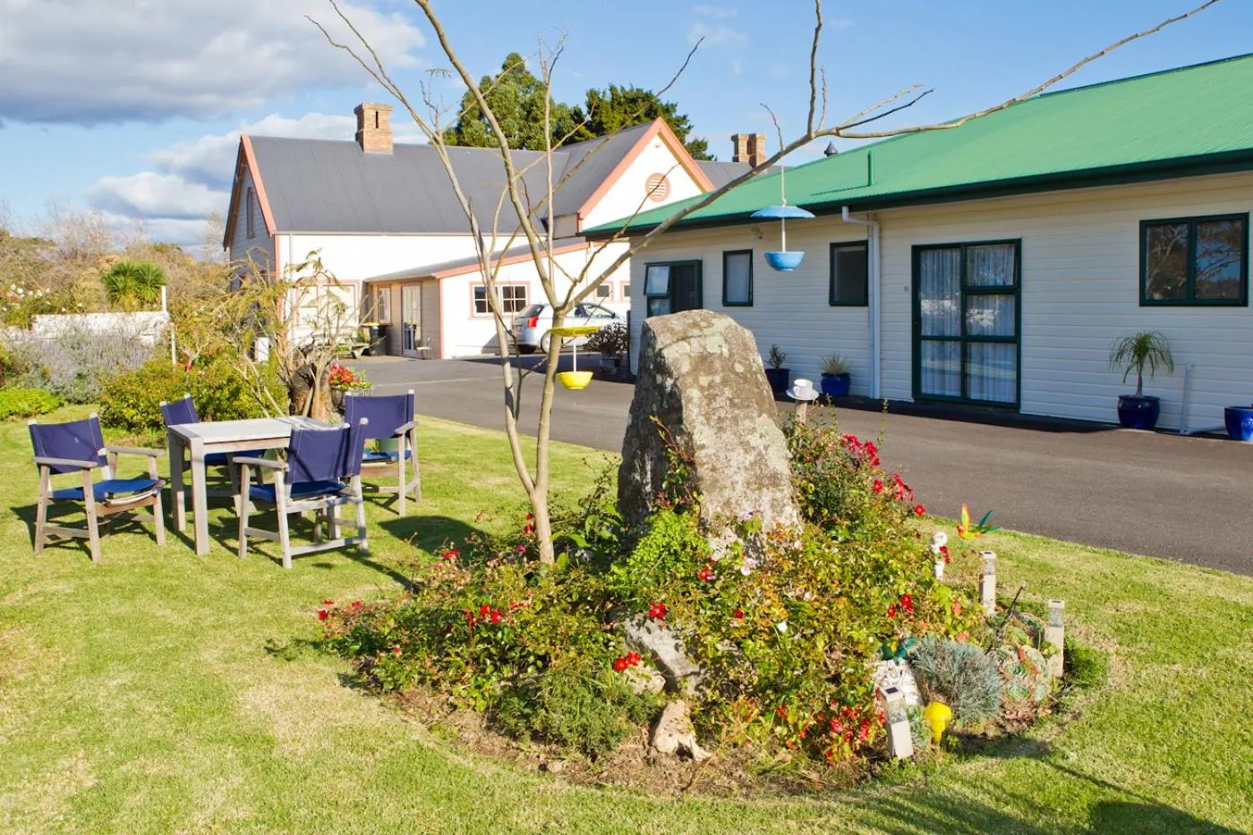 Property building in Coromandel Court Motel