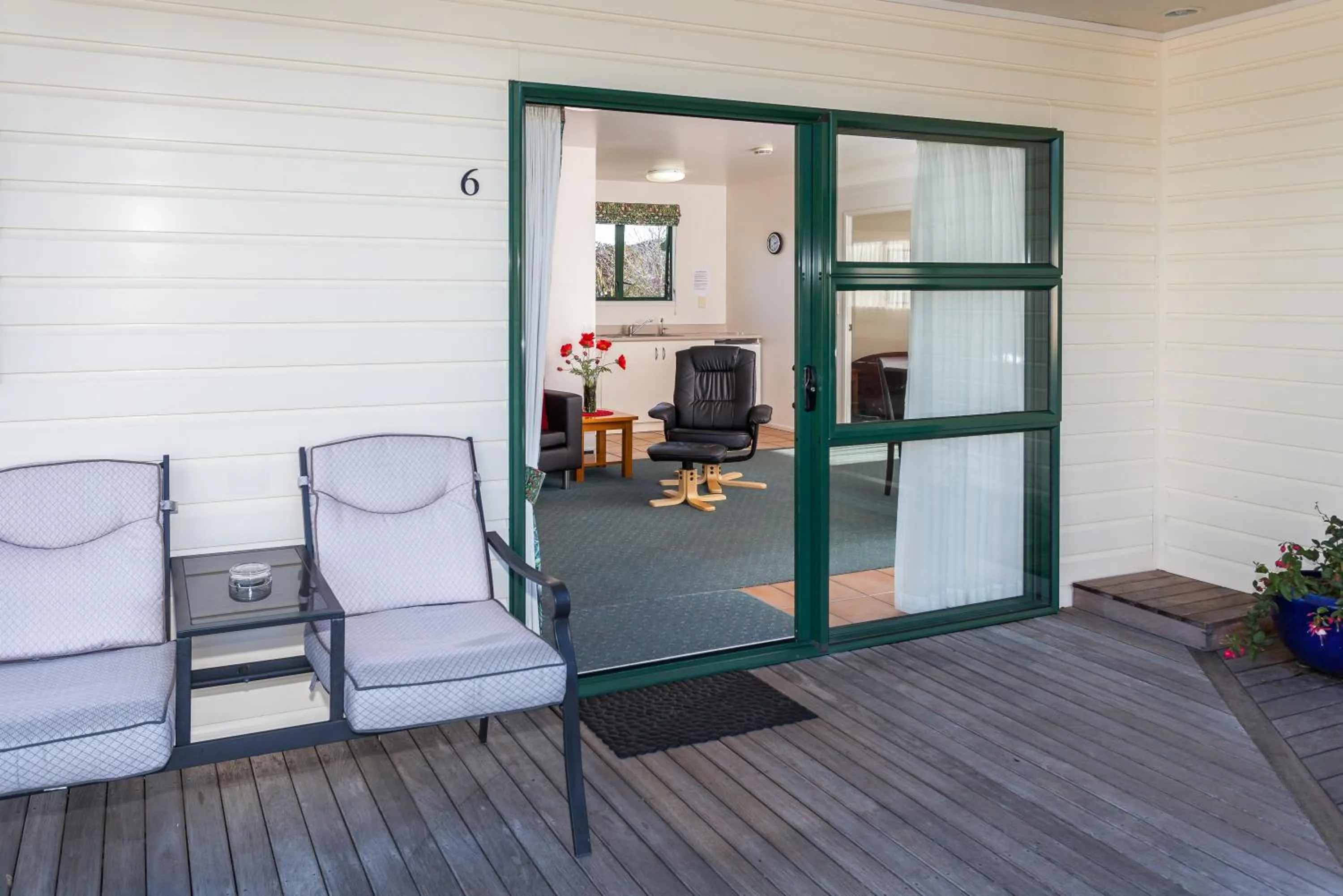 Patio in Coromandel Court Motel