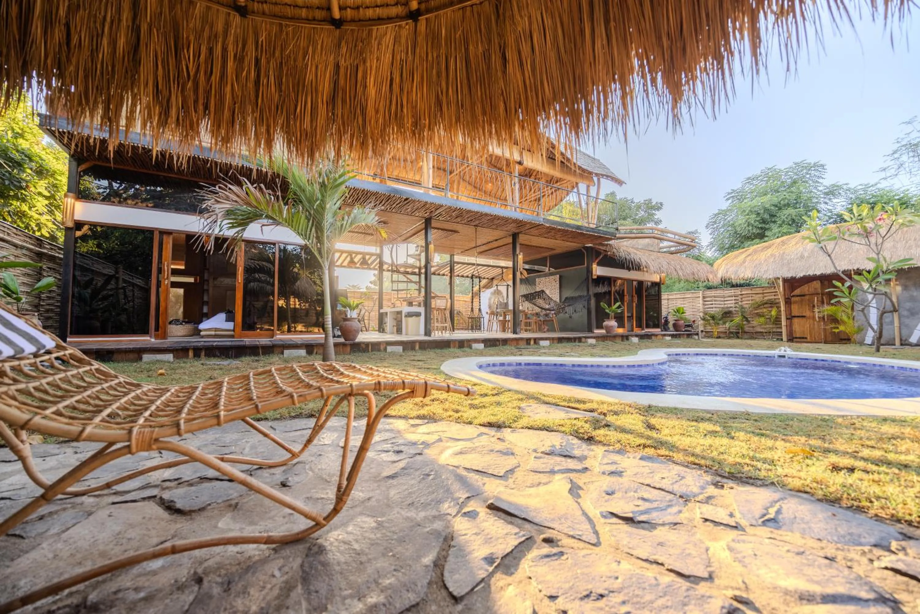 Day in Villa Samyama