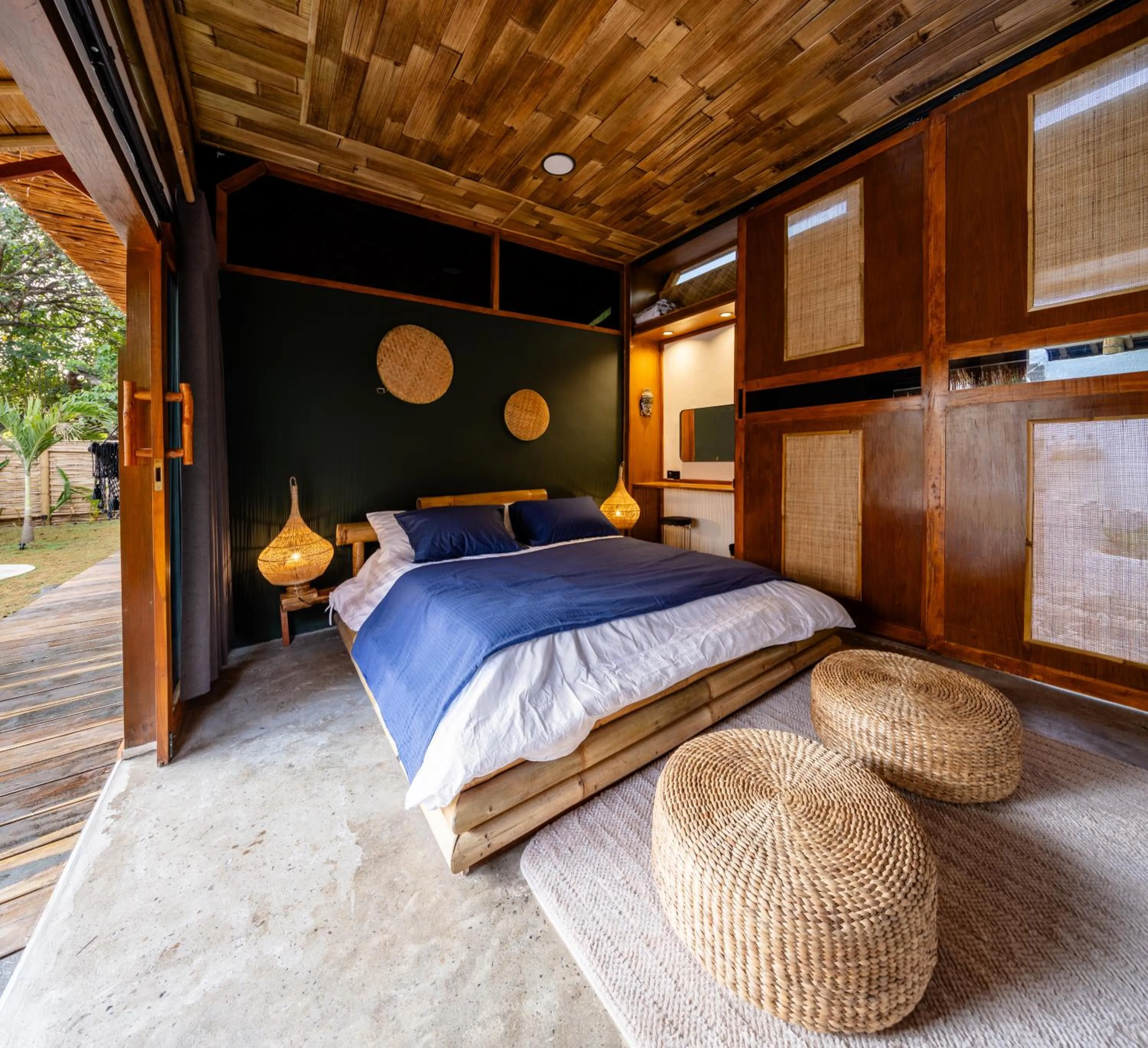 Bed in Villa Samyama