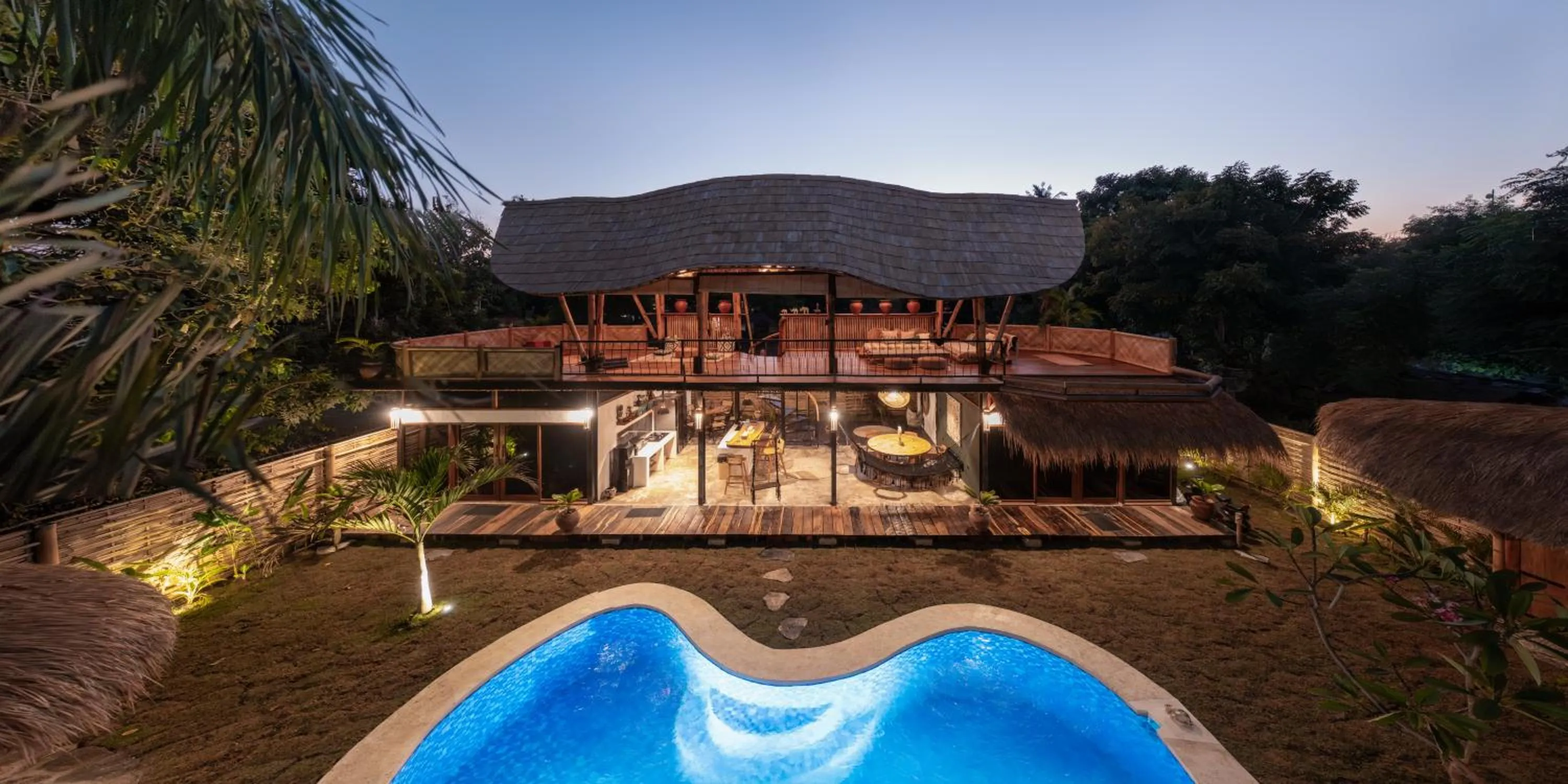 Property building in Villa Samyama