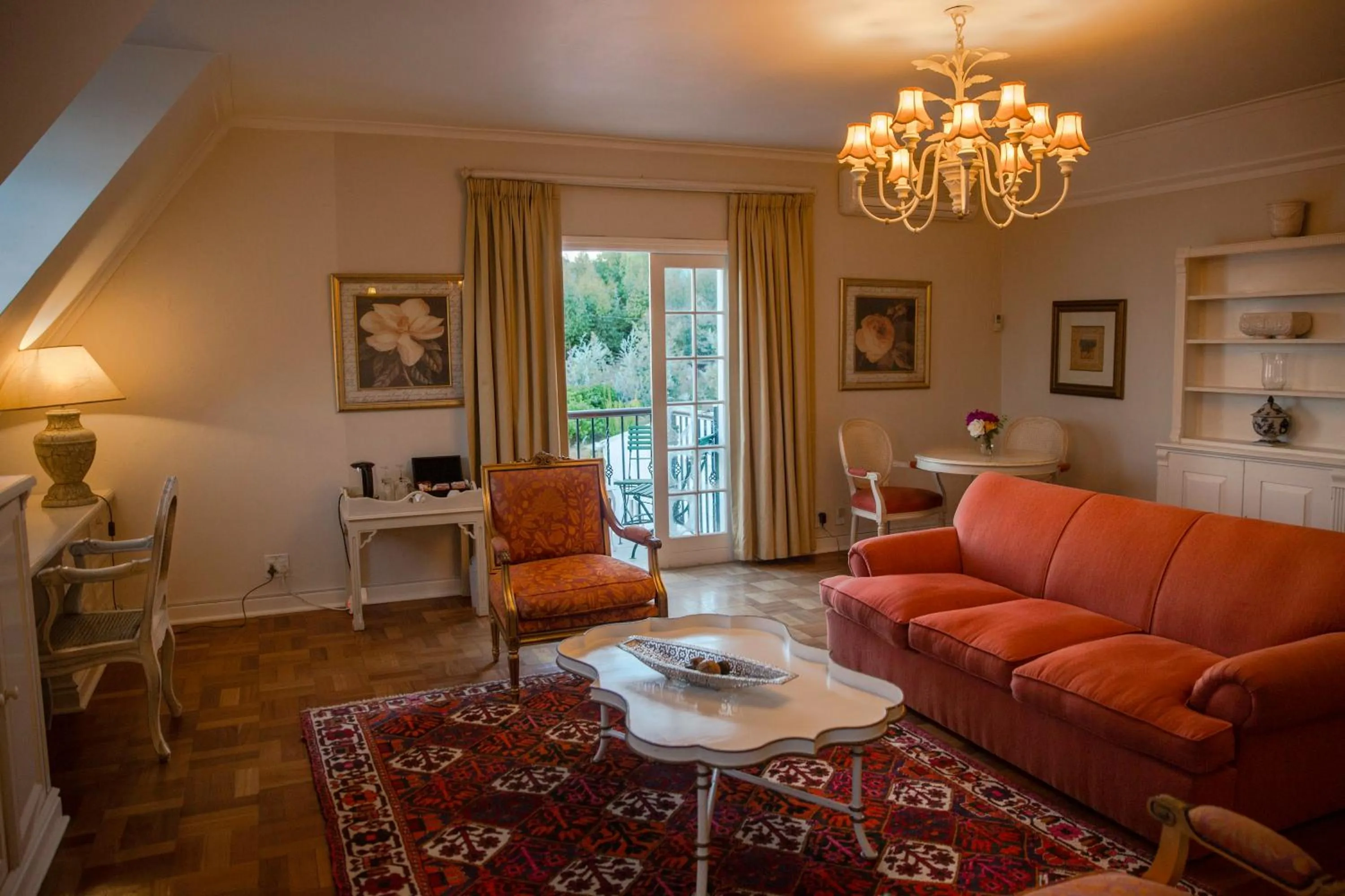 Living room in Stillness Manor Estate & Spa