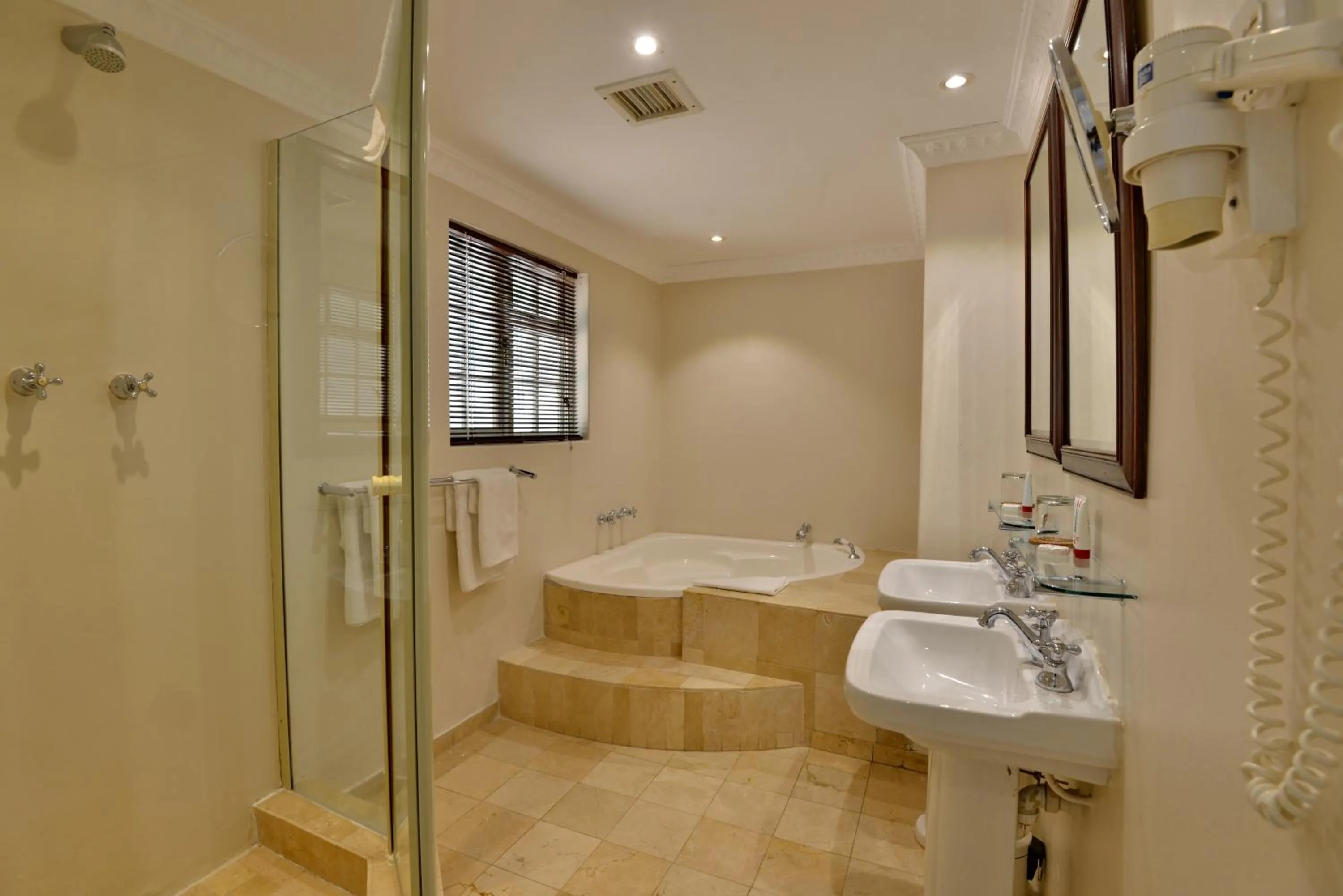 Stillness Manor Estate & Spa