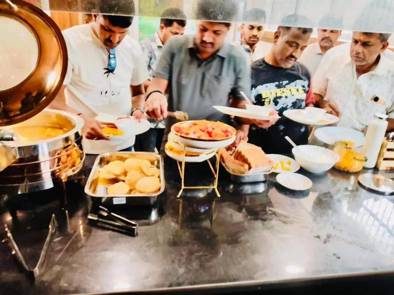 Breakfast in Hotel Ram Anandam Inn Breakfast in Hotel Ram Anandam Inn