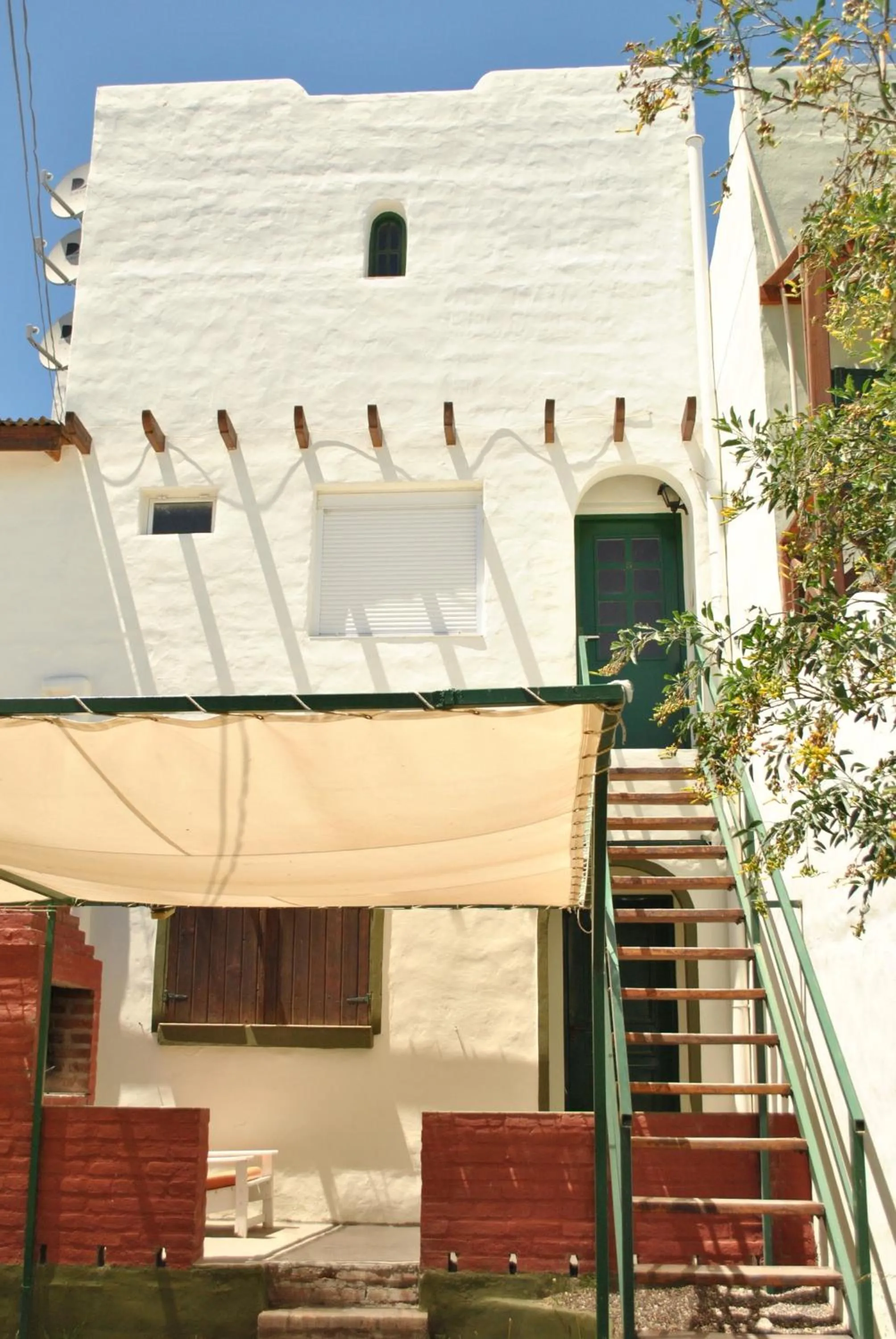 Facade/entrance in Kume Ruca