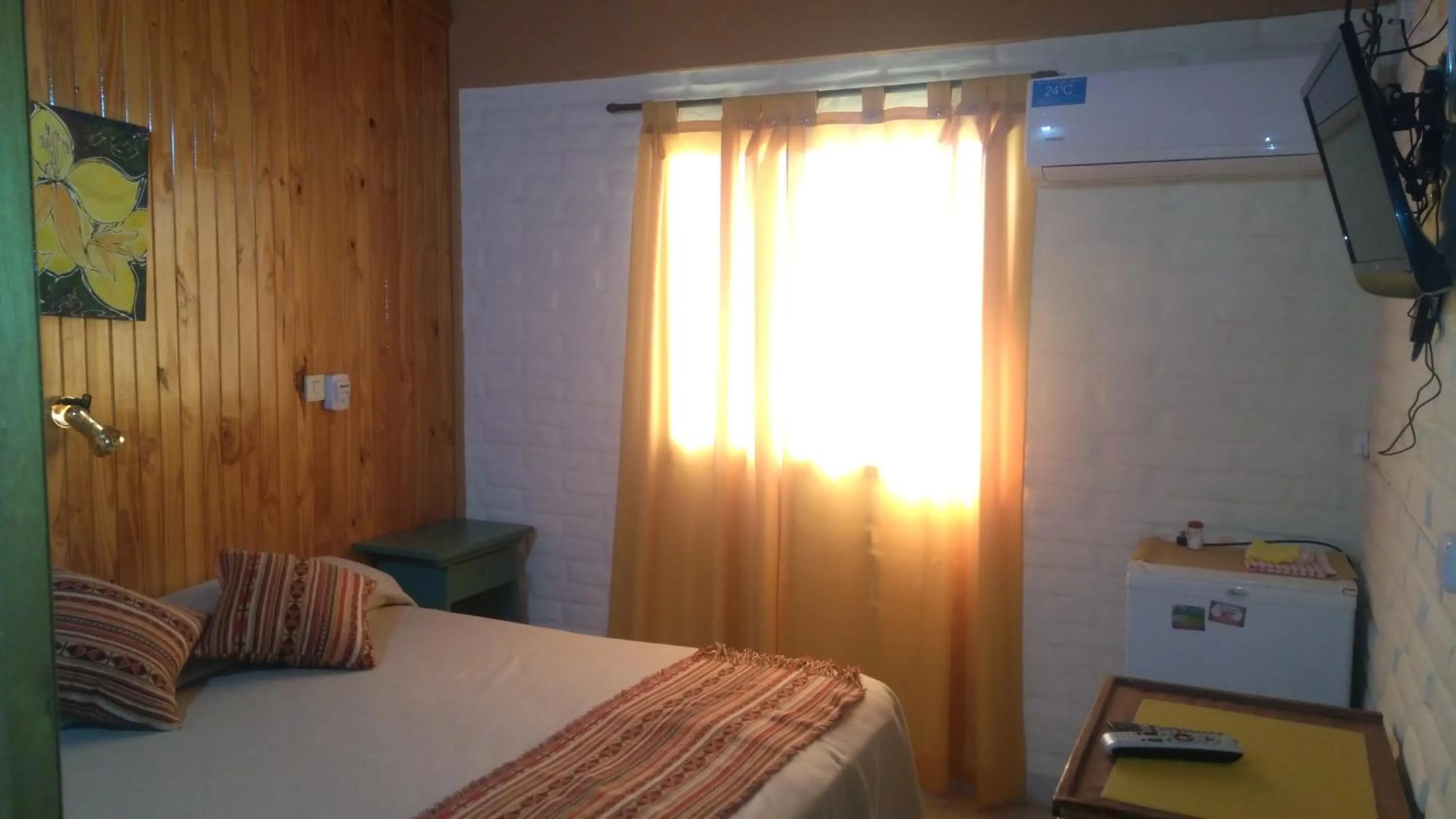 Photo of the whole room, Bed in Kume Ruca