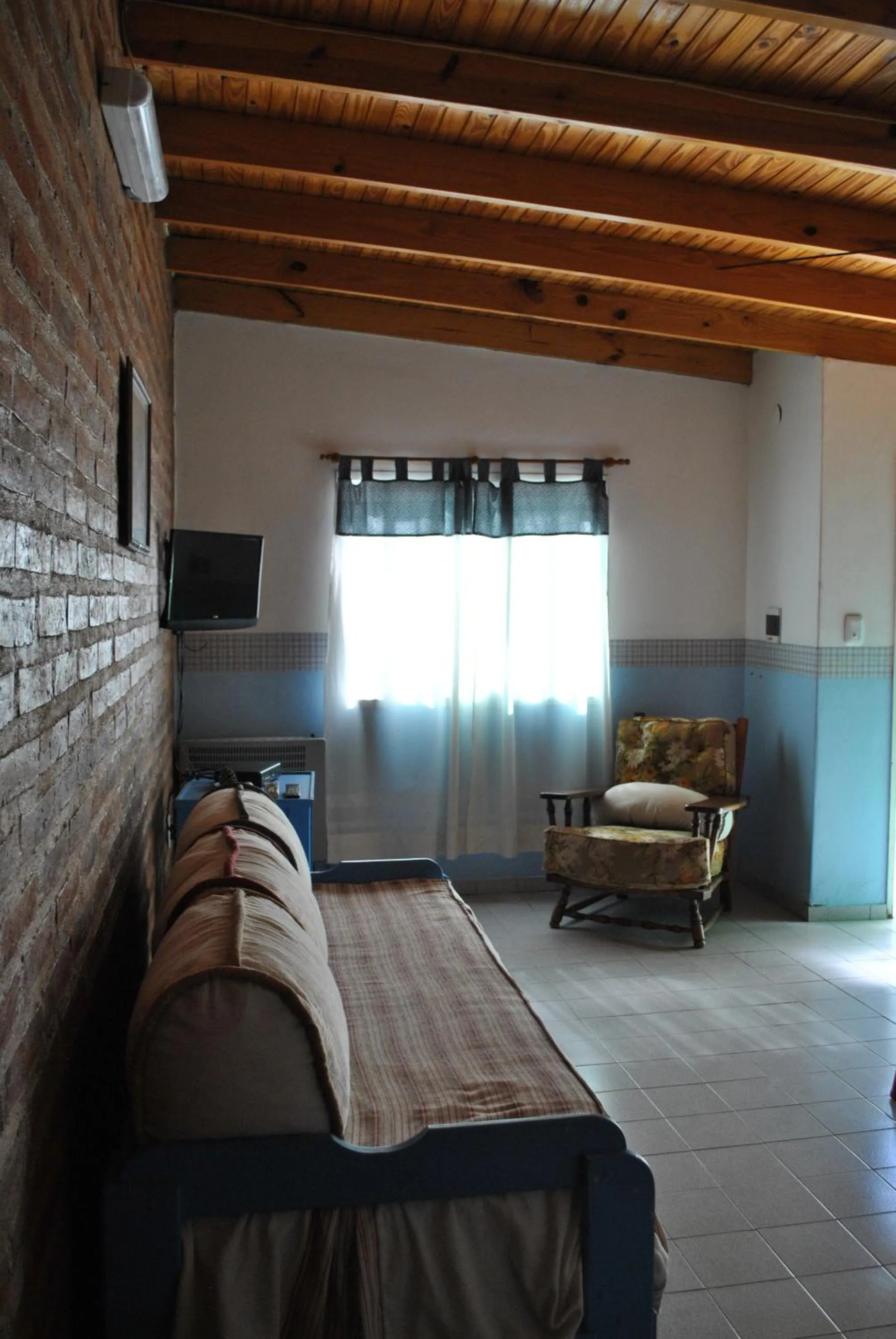 Living room, Bed in Kume Ruca