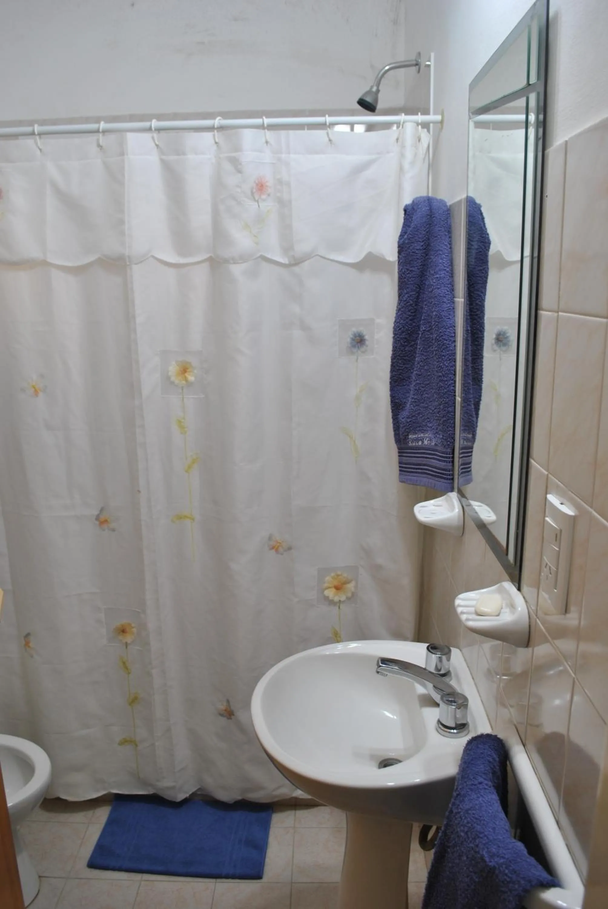 Bathroom in Kume Ruca