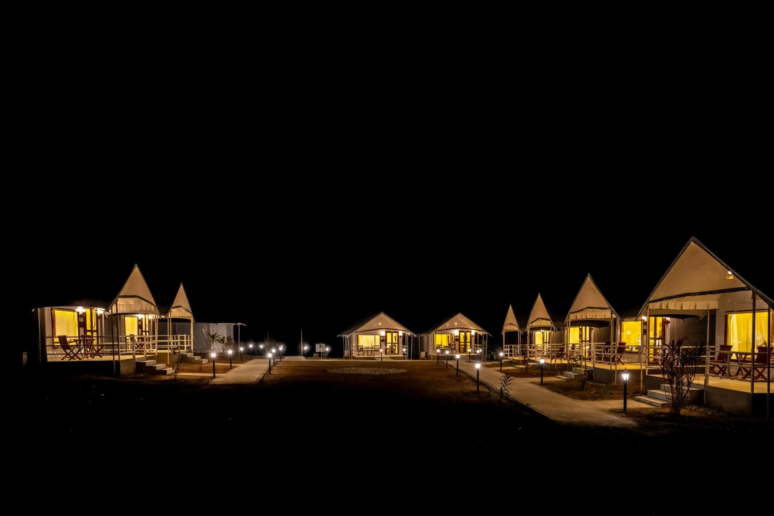 Click Resort Corbett Tiger Den