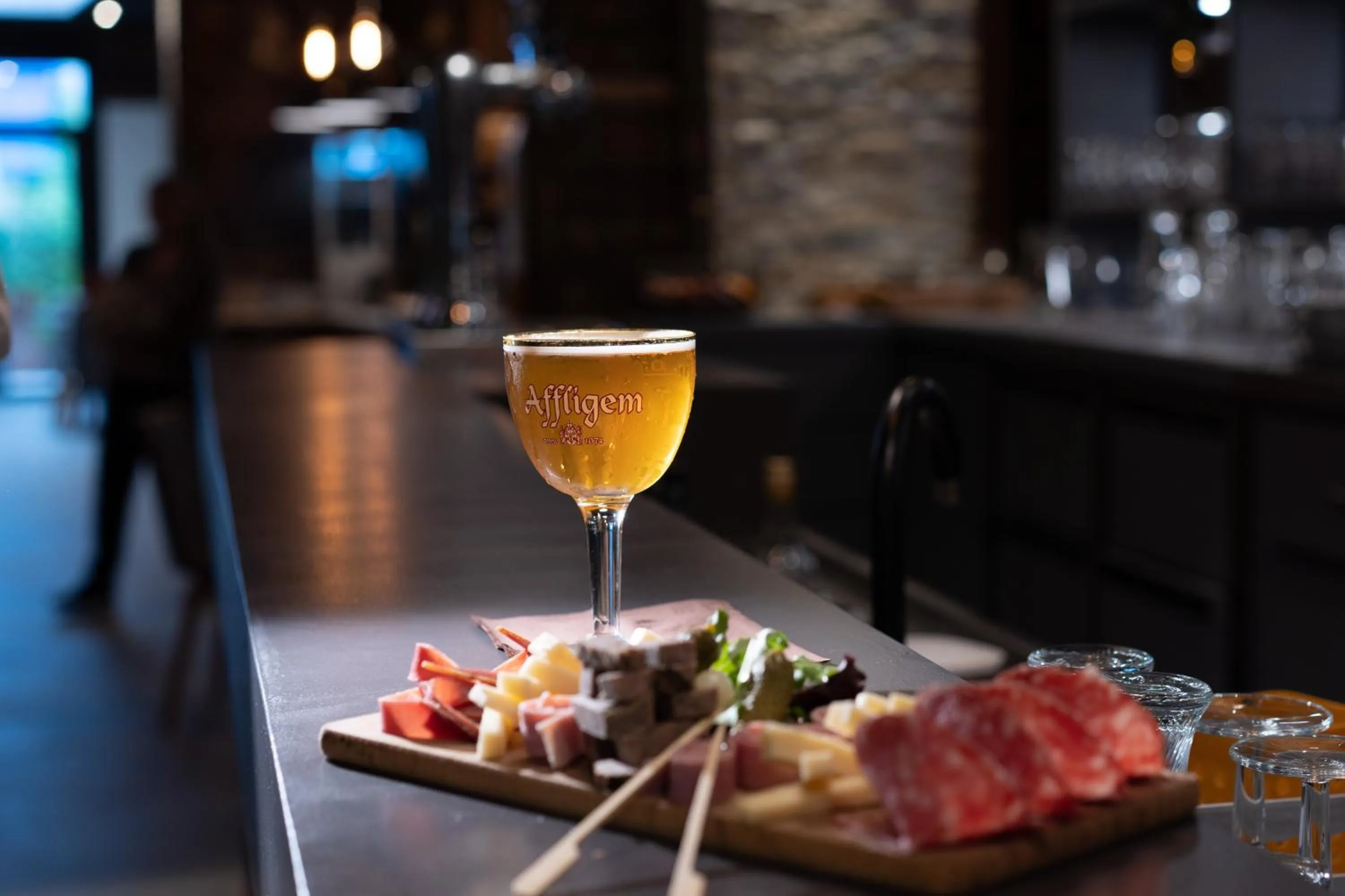 Restaurant/places to eat in Le Genève