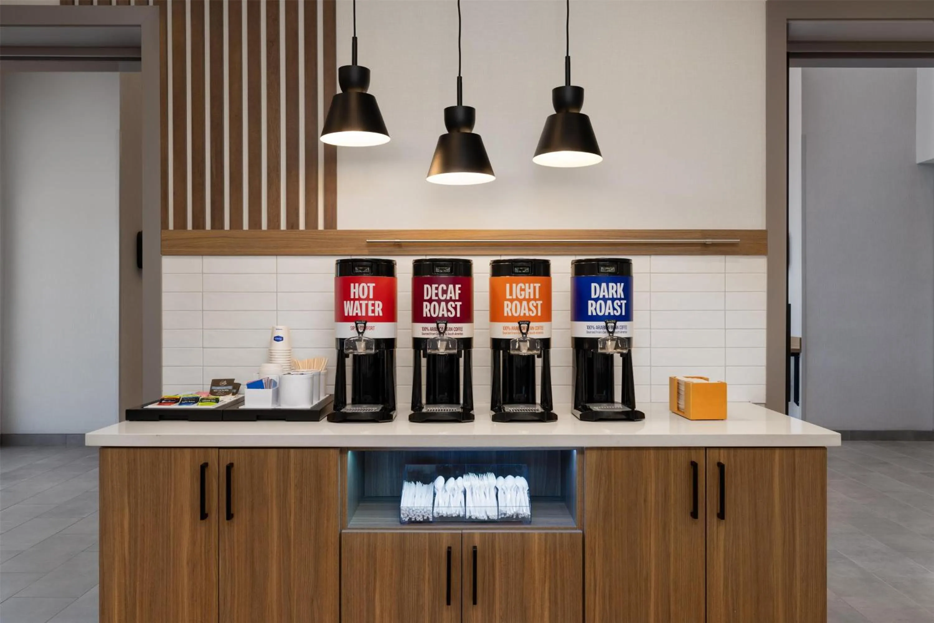 Dining area in Hampton Inn By Hilton Wichita Falls North