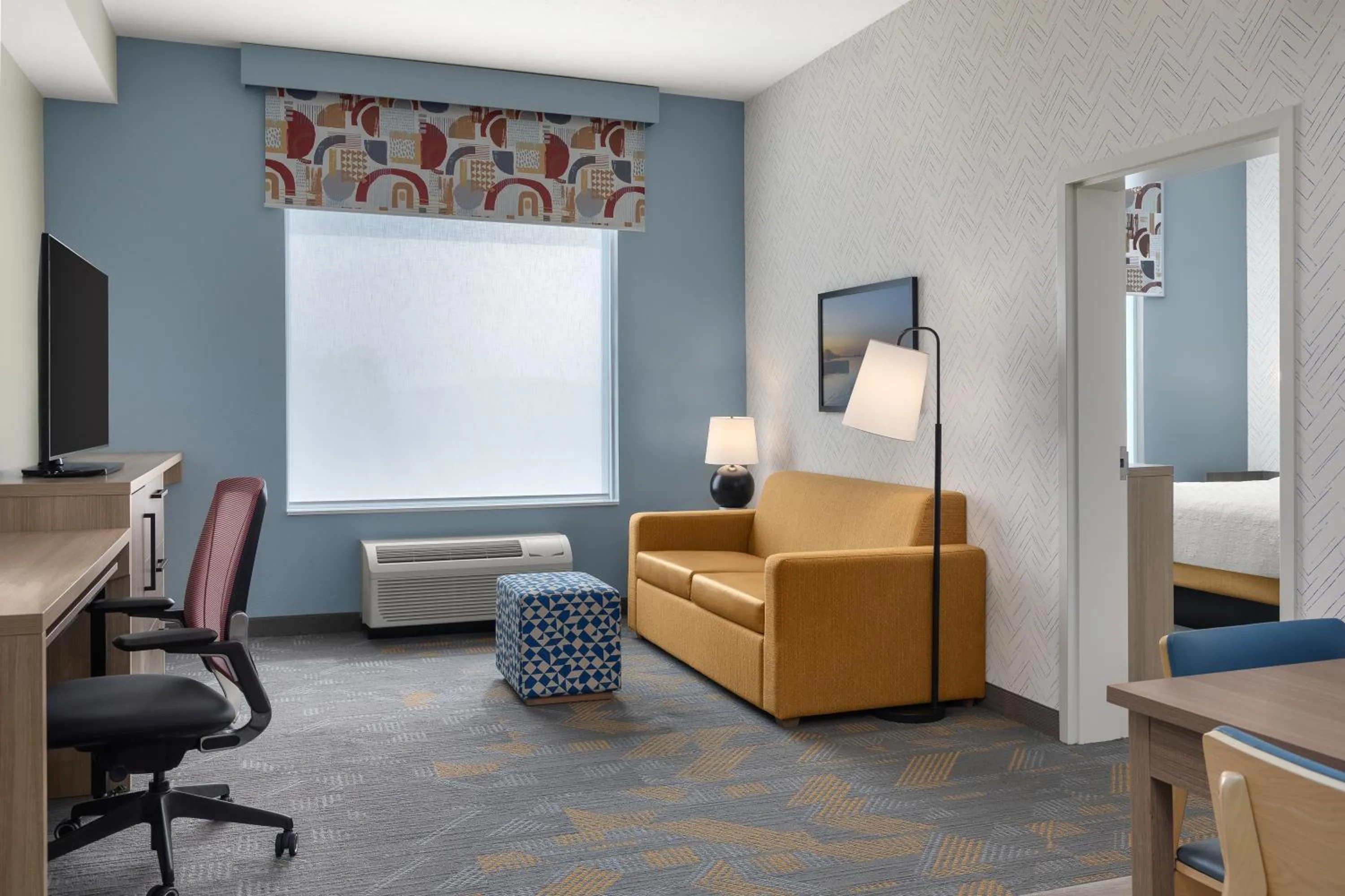 TV and multimedia, Bed in Home2 Suites By Hilton Woodstock On