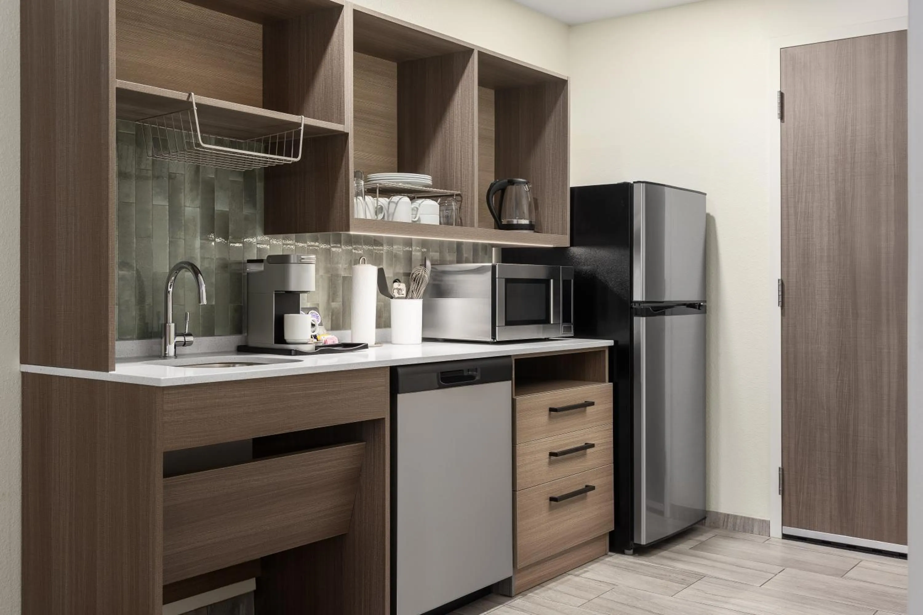 Coffee/tea facilities in Home2 Suites By Hilton Woodstock On