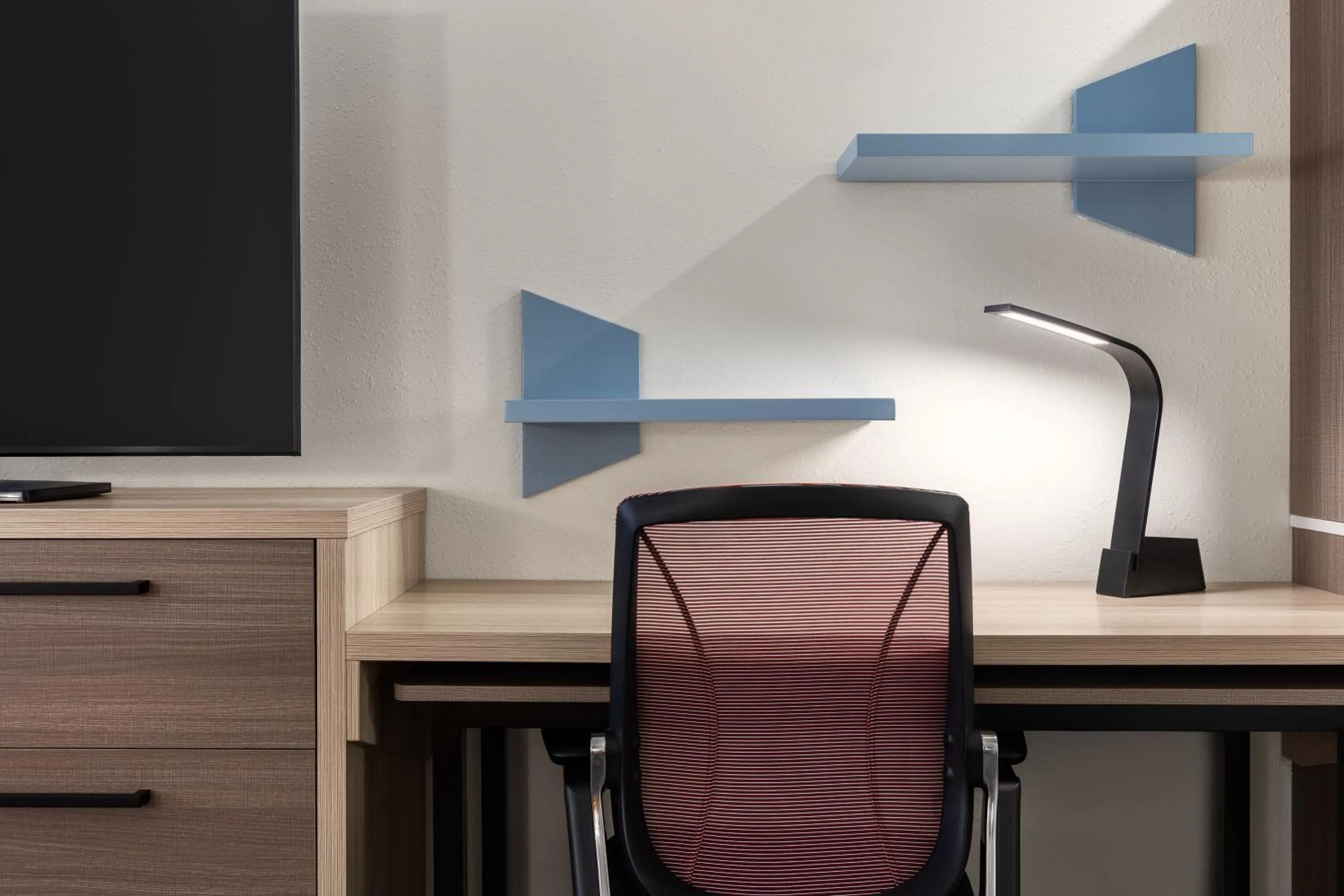 furniture in Home2 Suites By Hilton Woodstock On