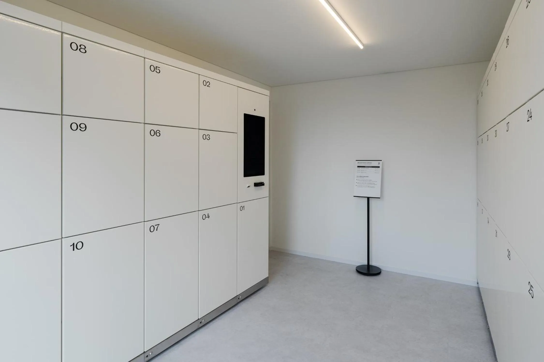 locker in Mangrove Jeju City