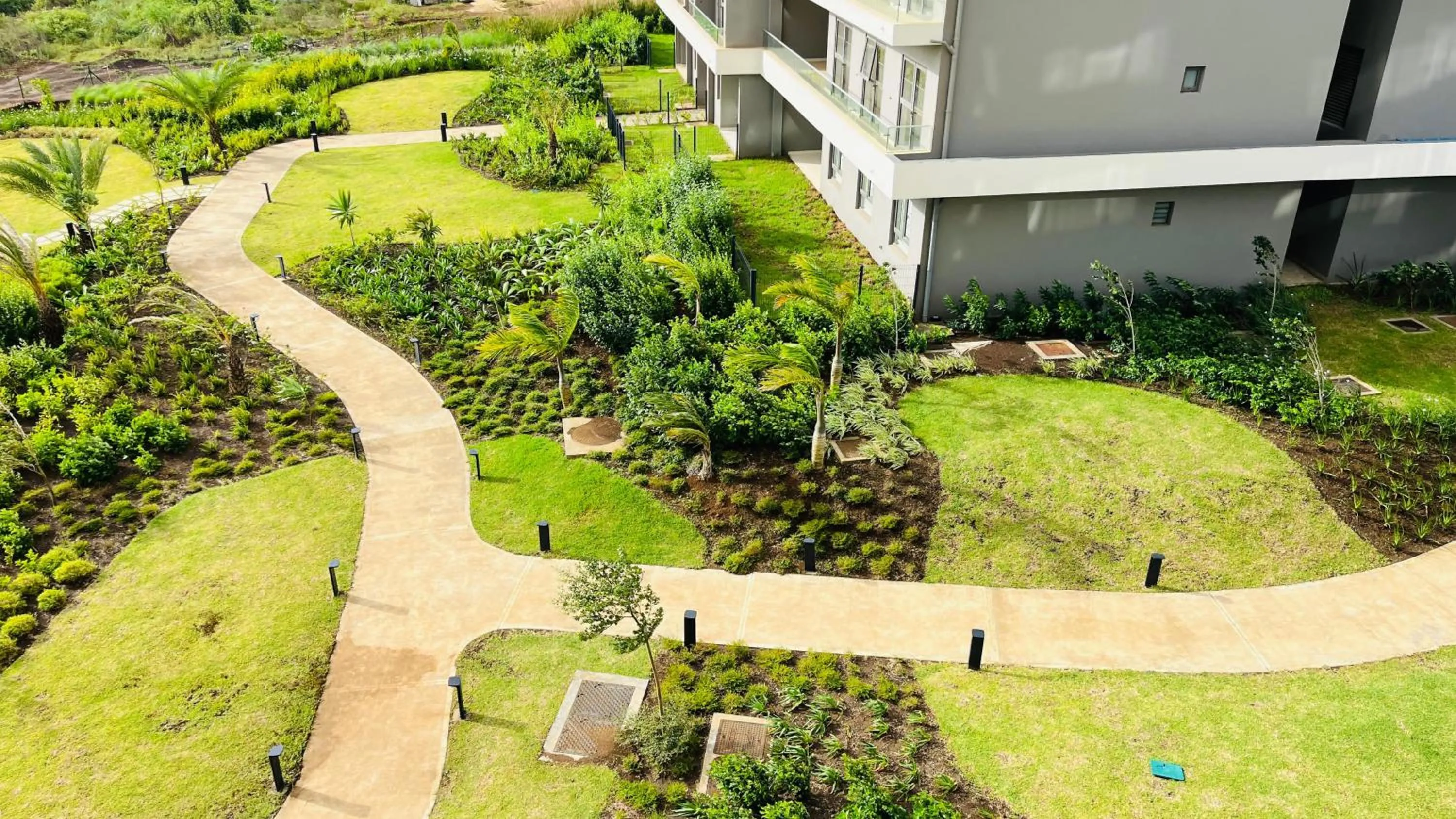 Garden in Minissy Suites