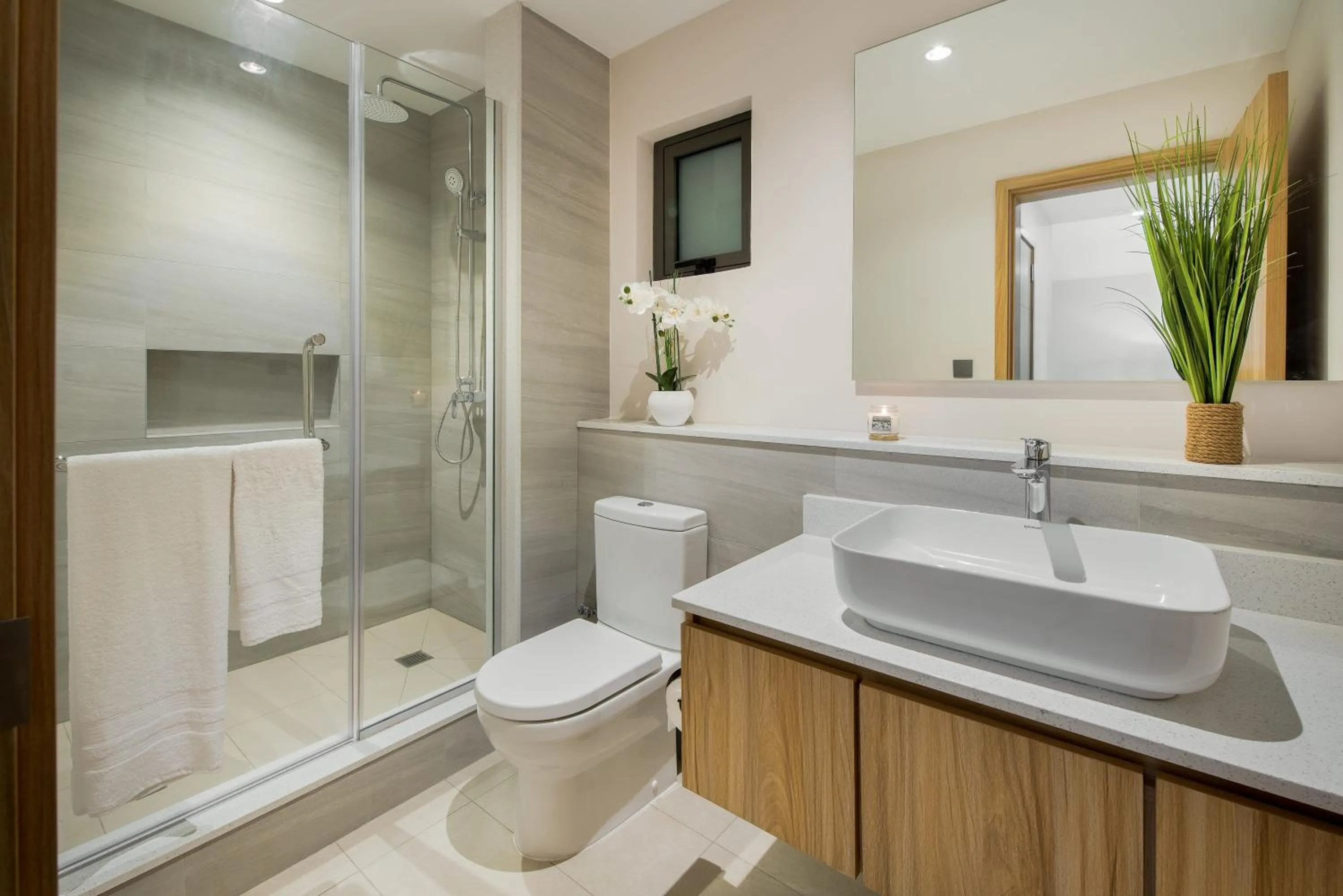 Toilet in Minissy Suites