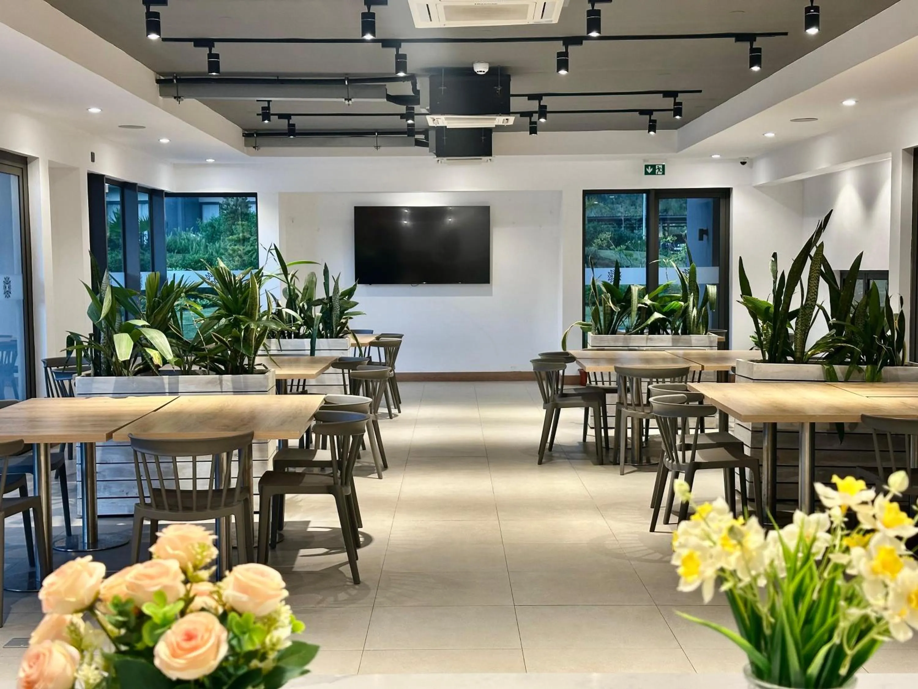 Property building in Minissy Suites
