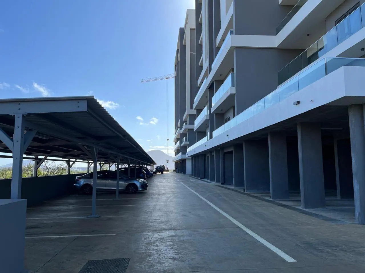 Property building in Minissy Suites