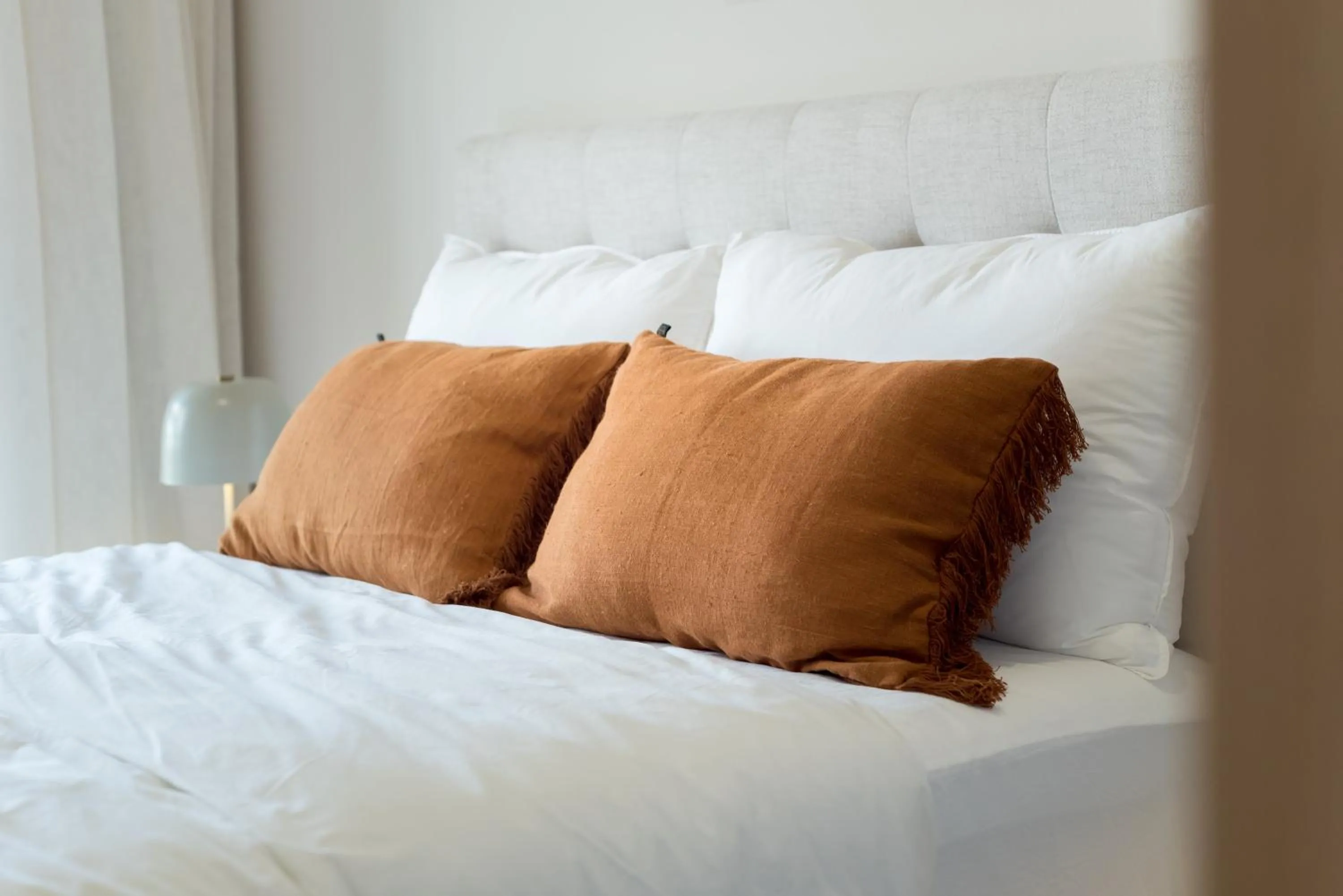 Bedroom, Bed in Minissy Suites