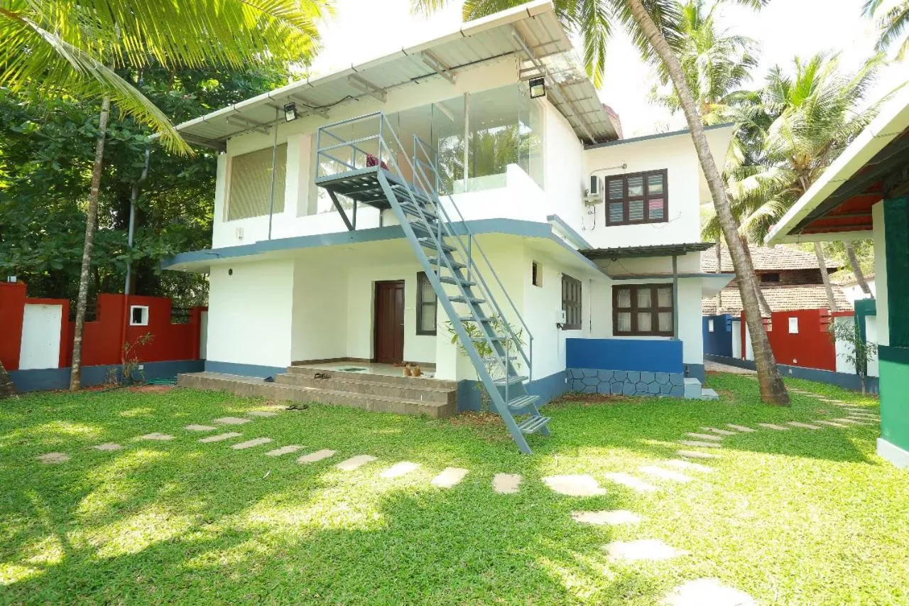 Property building in Vista Al Rio