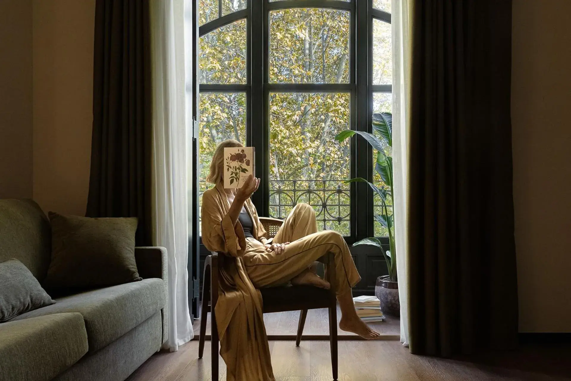 Batimont Suites & Apartments Batimont Suites & Apartments