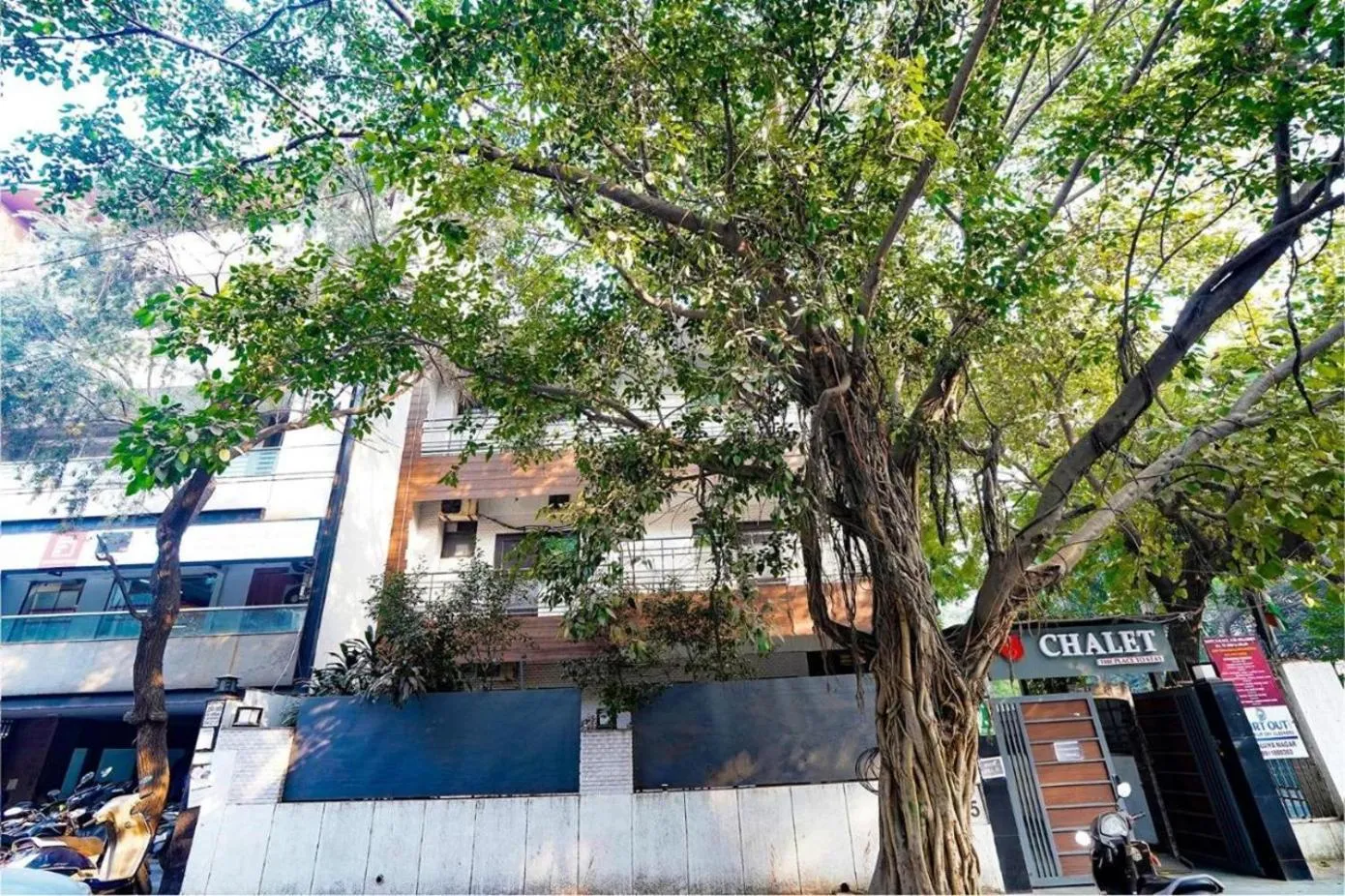 Property building in Niksen Hotel's At Saket